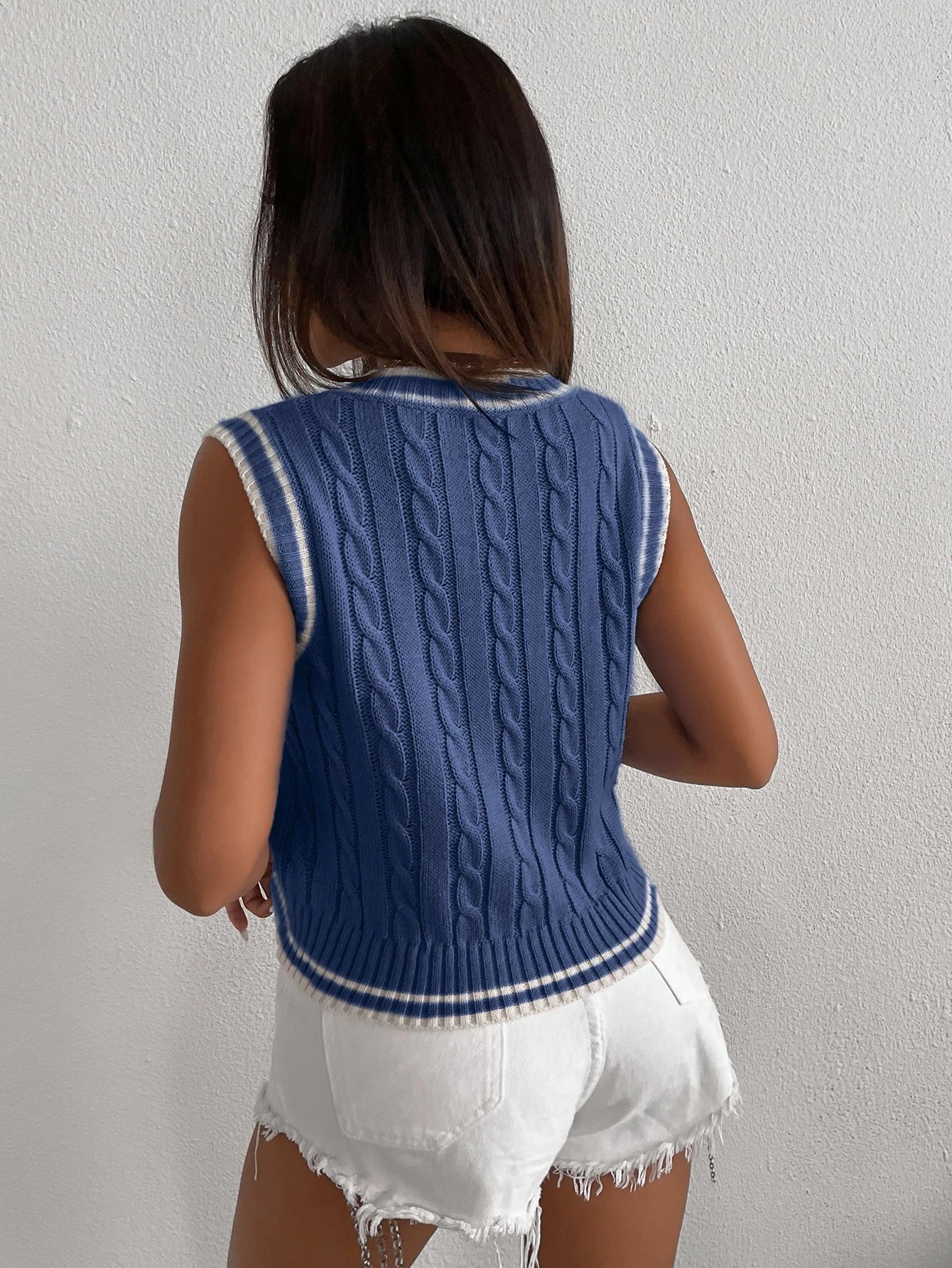 Chiquease Cable Knit Sweater Vest