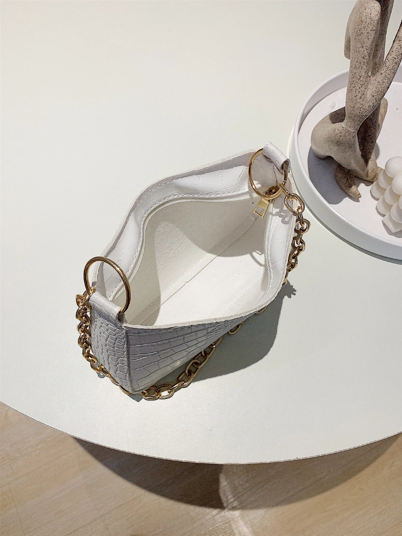 Lightweight,Business Casual Mini Crocodile Embossed Chain Bag For Teen Girls Women College Students,Rookies & White-Collar Workers Perfect For Office,College,Work ,Business,Commute,Outdoors, Travel, Outings, Animal Print Women Bag