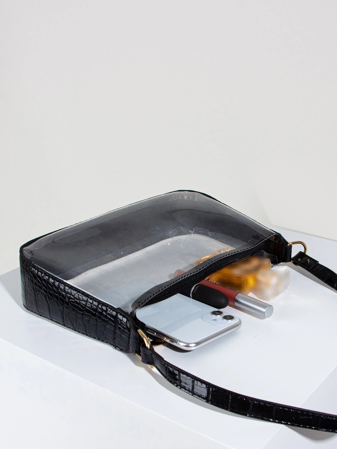 Women's Fashionable Transparent PVC Armpit Bag/Shoulder Bag For Daily Commuting