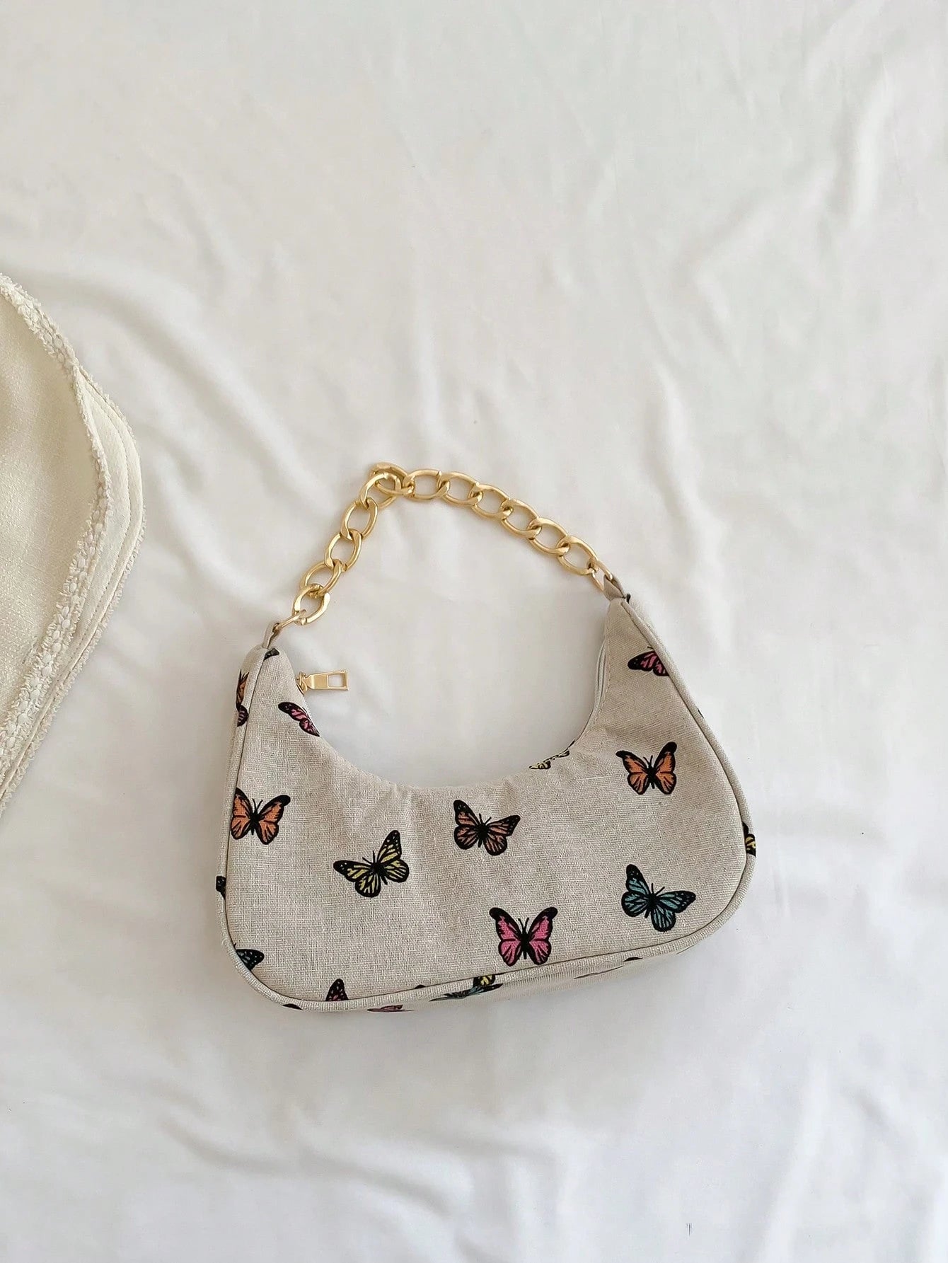 Fashion Metal Chain Handbag With Flower Design,Floral Printed Canvas Shoulder Bag , Tready Crescent Moon Bag For Women, Exquisite Floral Bag For Women