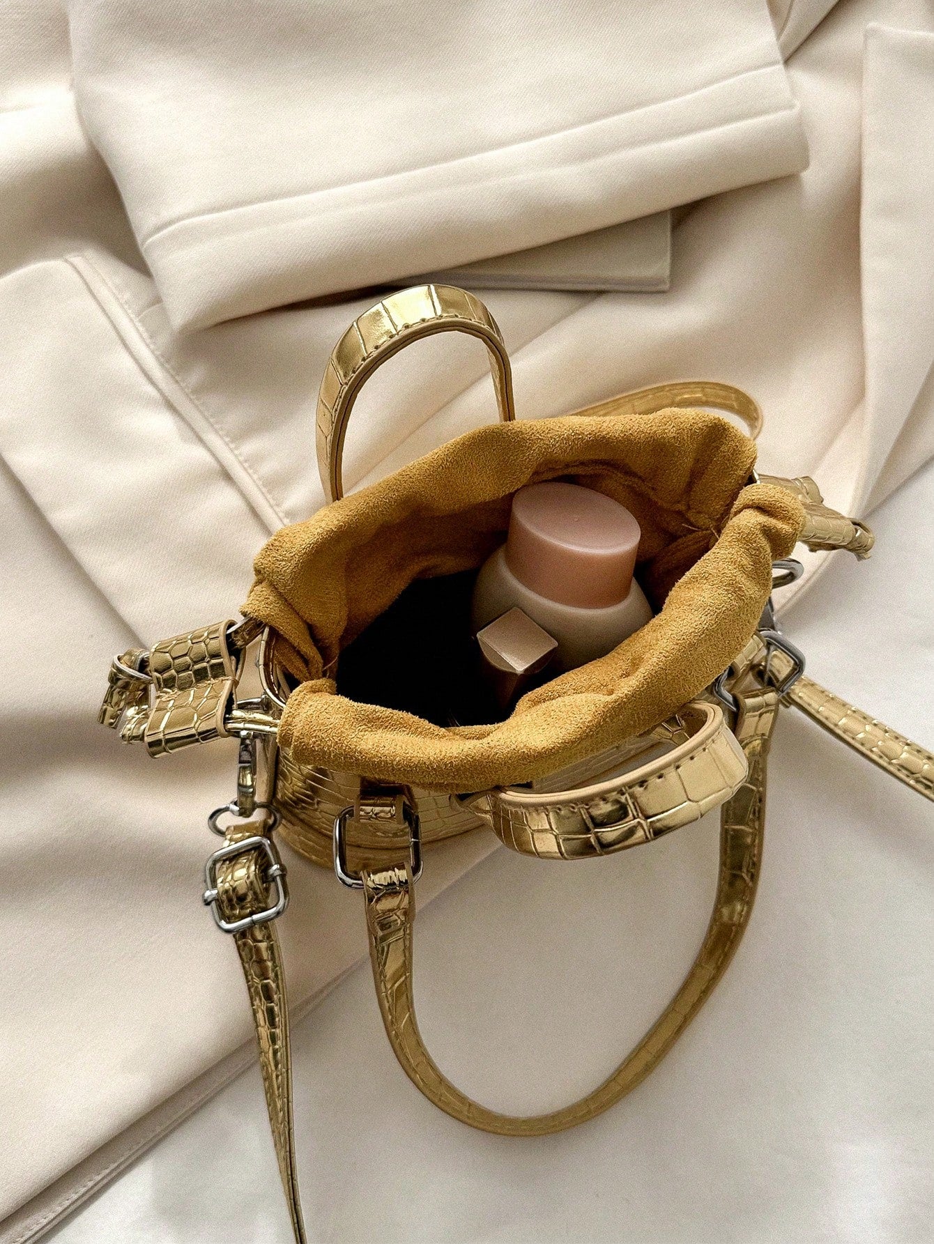 Crocodile Embossed Bucket Bag Mini Drawstring Design Funky