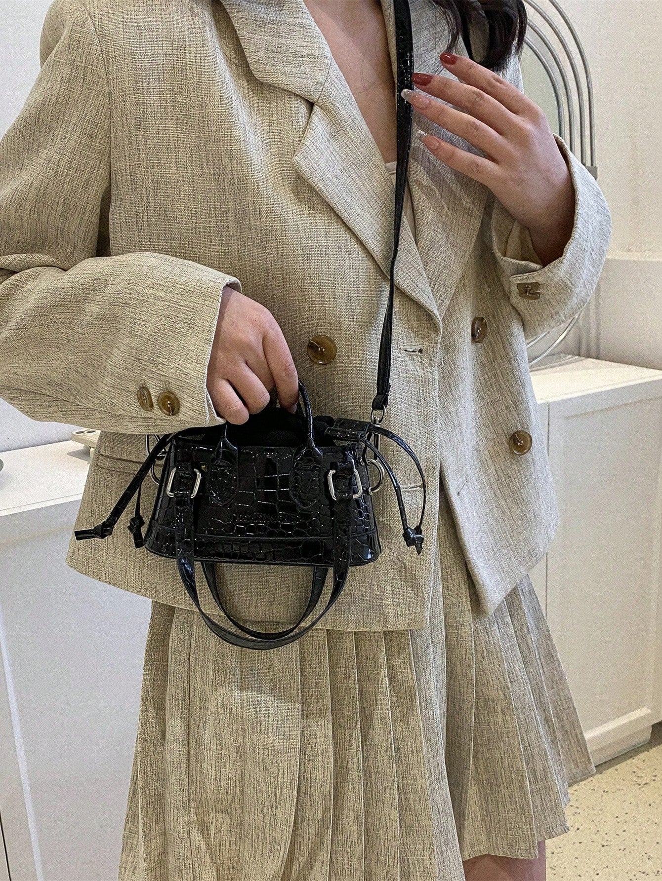 Crocodile Embossed Bucket Bag Mini Drawstring Design Funky