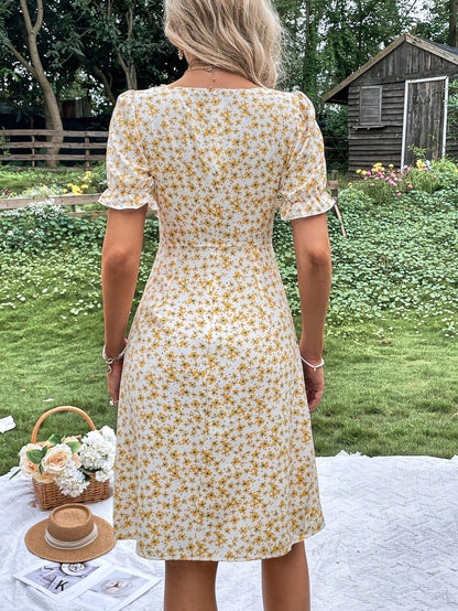 Breezaya Women's Random Printed Simple Daily Short-Sleeved Square Neck Dress Vacation Beach Outfit