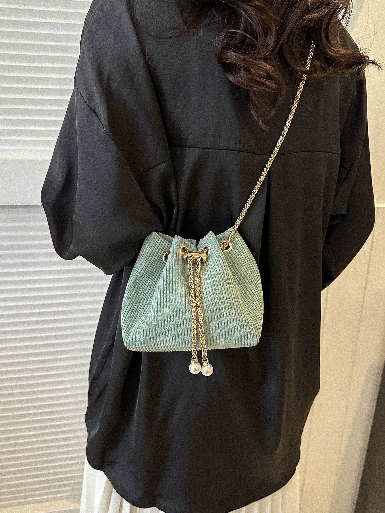 Fashion Solid Color Hollow Out Woven Chain Drawstring Mini Crossbody Bucket Bag