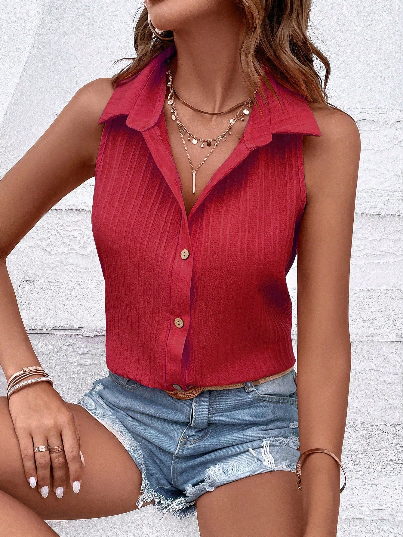 EMERY ROSE Sleeveless Button-Up Minimalist Casual Blouse Women Shirt