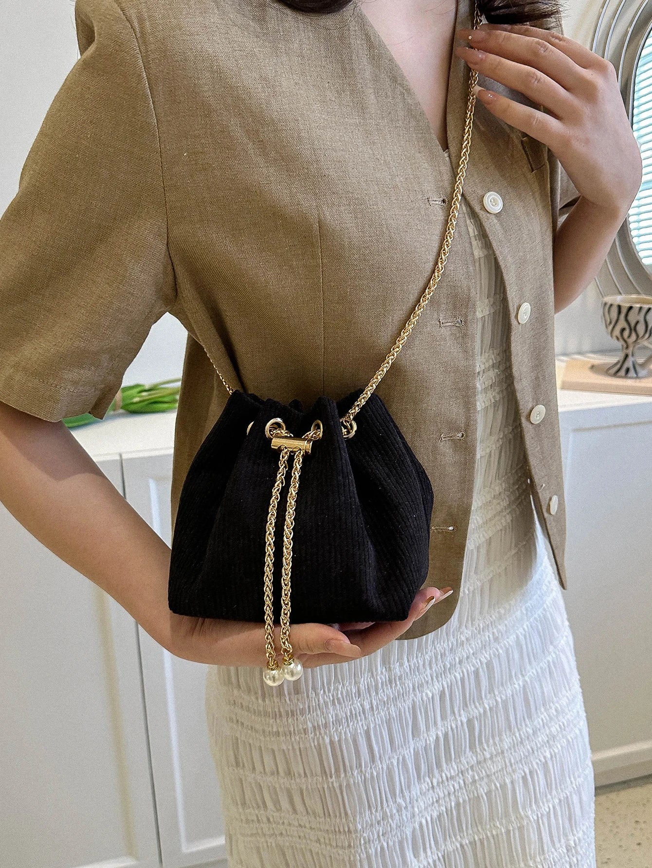 Fashion Solid Color Hollow Out Woven Chain Drawstring Mini Crossbody Bucket Bag