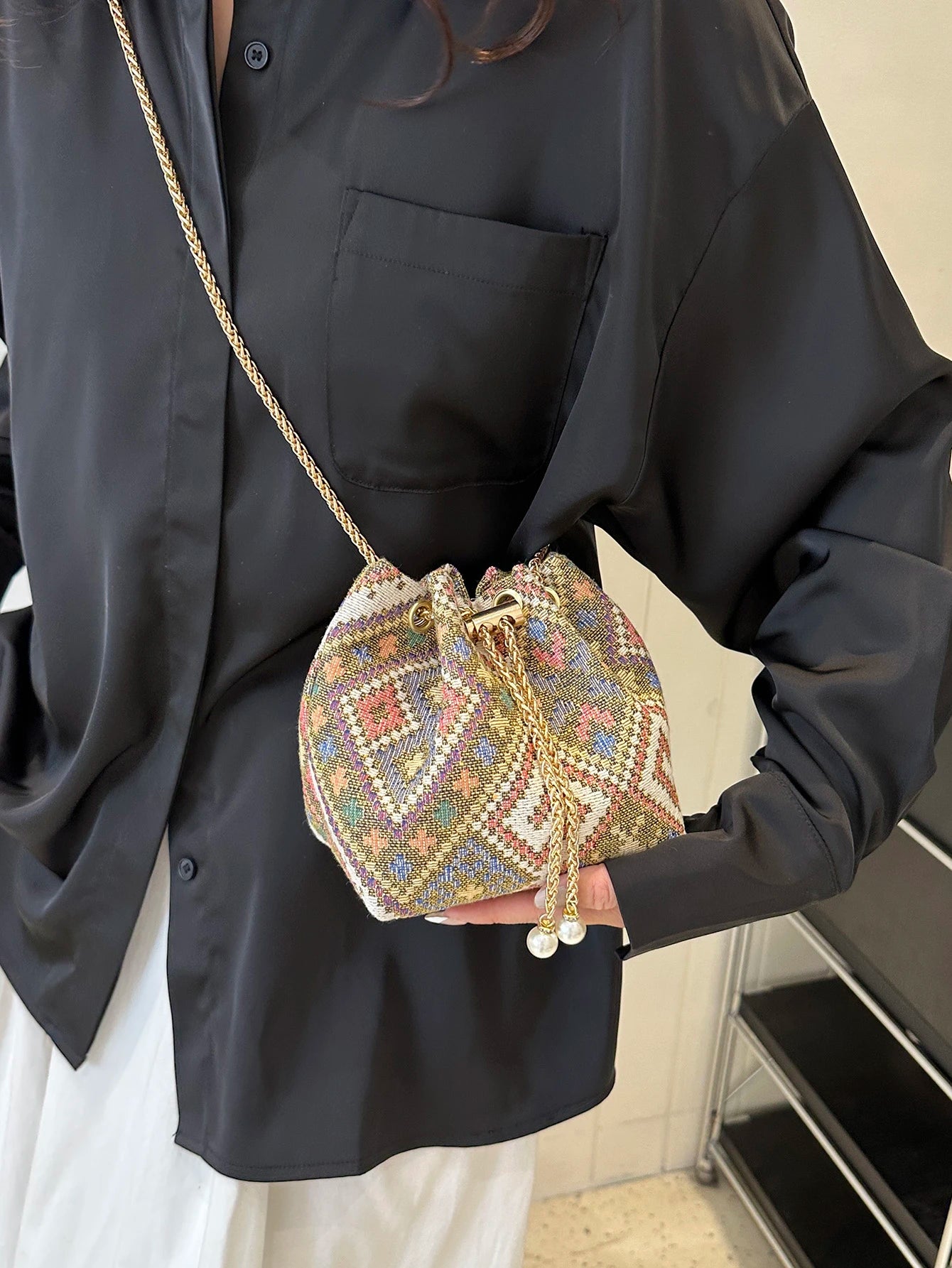 Fashion Solid Color Hollow Out Woven Chain Drawstring Mini Crossbody Bucket Bag