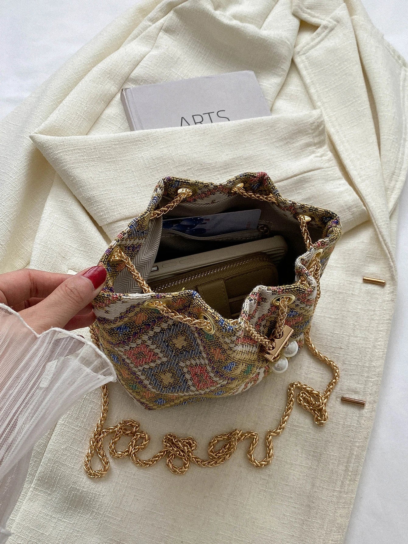 Fashion Solid Color Hollow Out Woven Chain Drawstring Mini Crossbody Bucket Bag