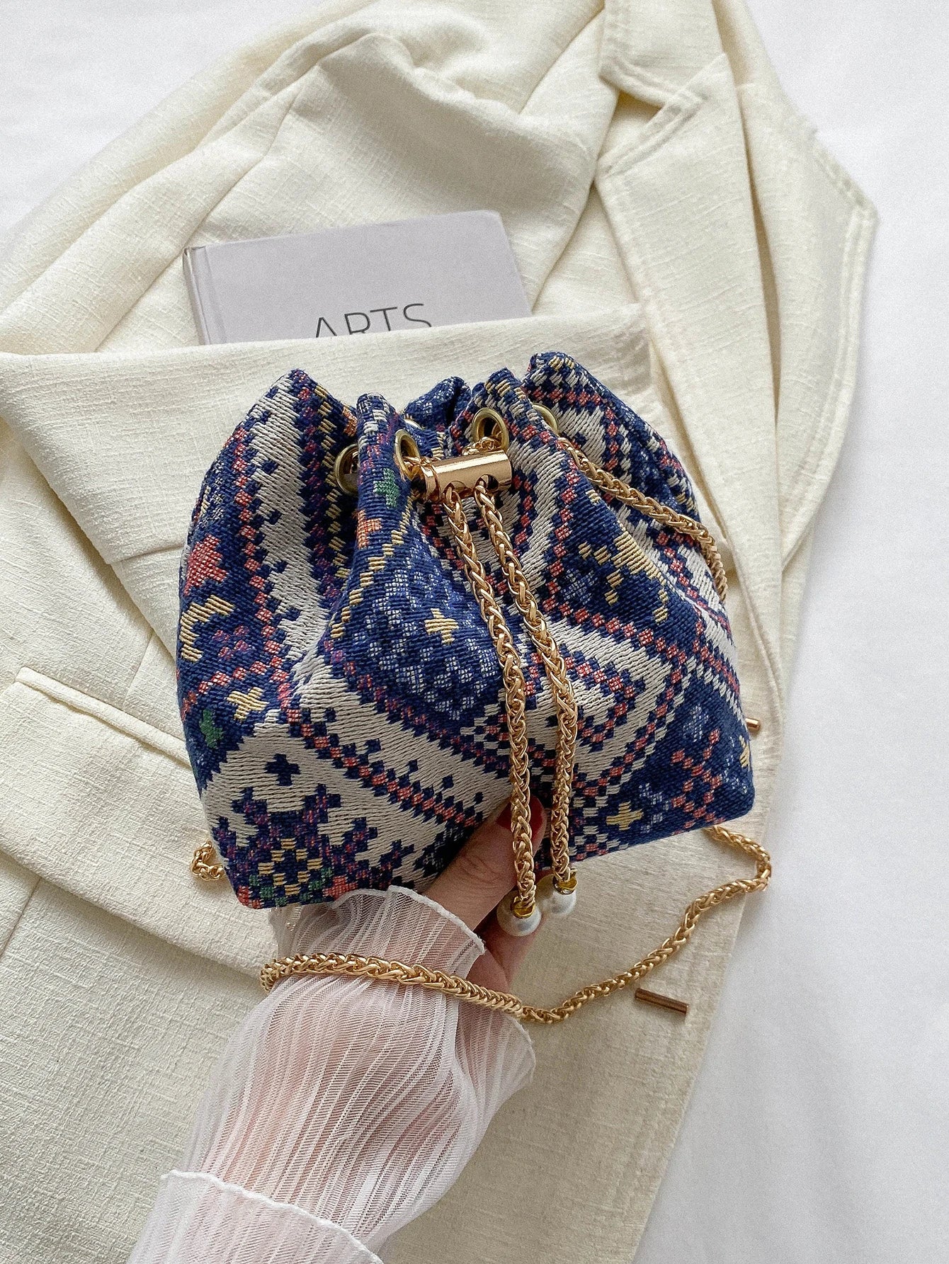 Fashion Solid Color Hollow Out Woven Chain Drawstring Mini Crossbody Bucket Bag