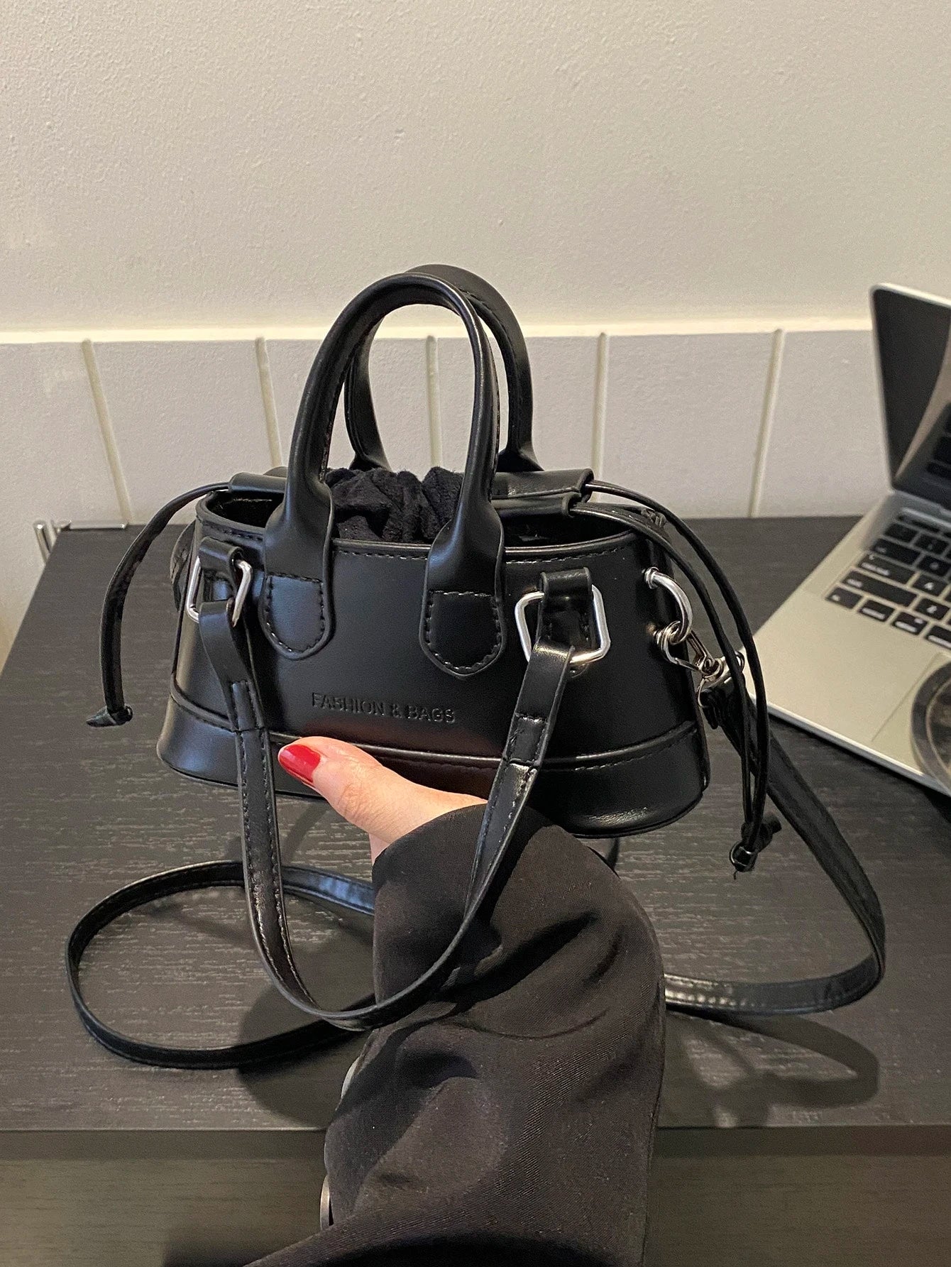 Crocodile Embossed Bucket Bag Mini Drawstring Design Funky