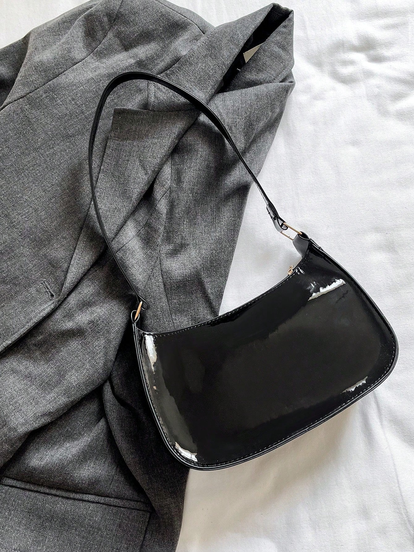 Solid Color Minimalist & Elegant Embossed Shoulder Bag