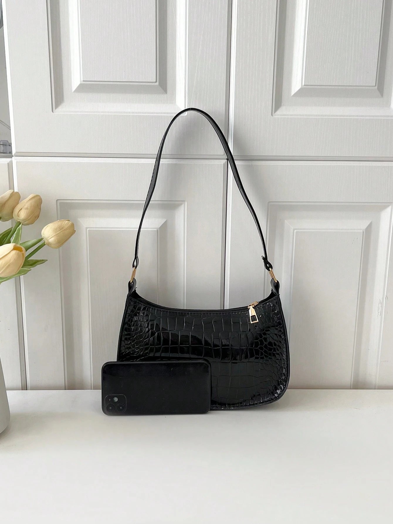 Solid Color Minimalist & Elegant Embossed Shoulder Bag