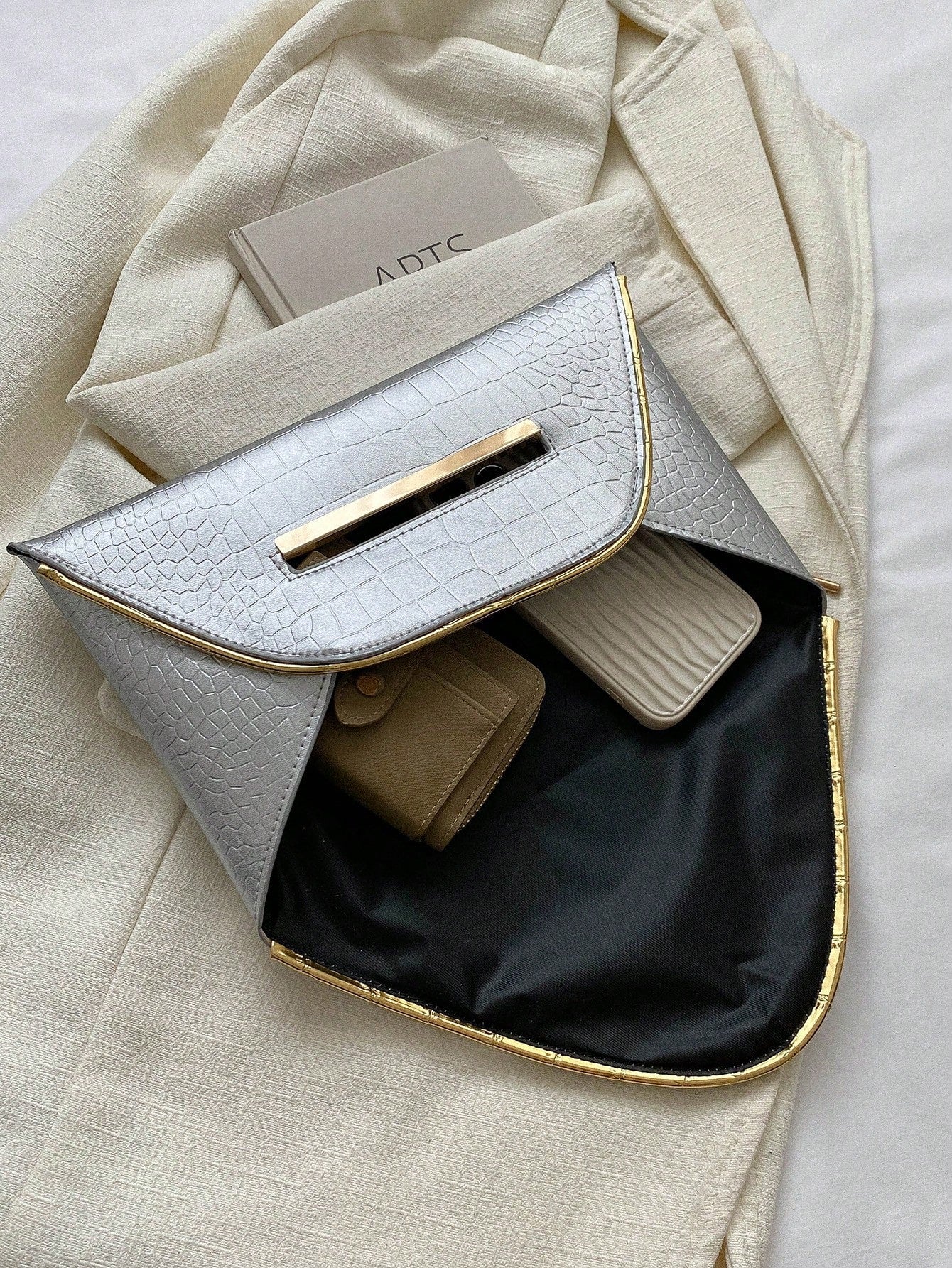 Crocodile Print, Snake Print, Solid Color, Minimalist, Fashionable, Casual PU Clutch, Envelope Bag, Fashionable Clutch Bags For Woman