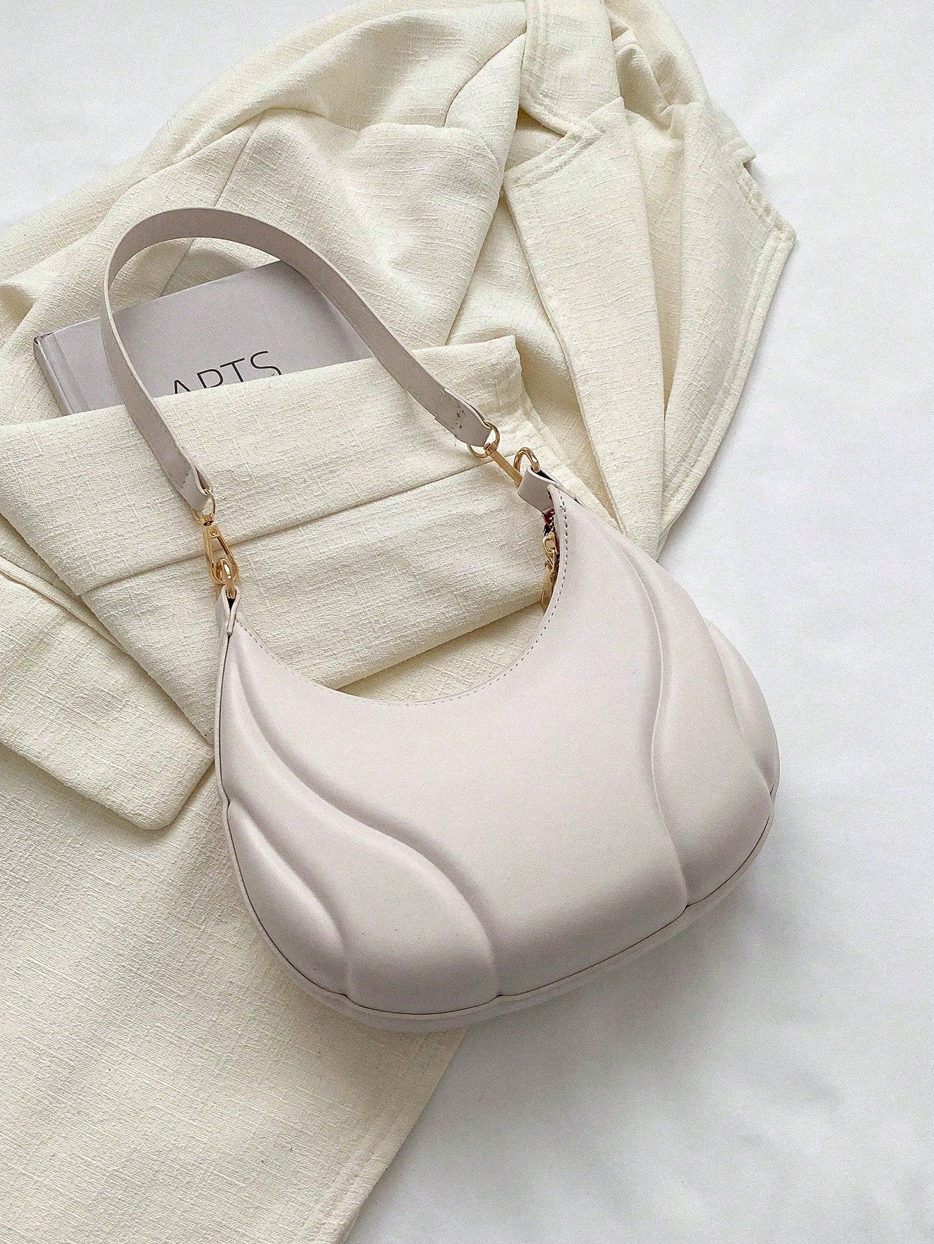 Hot Search Mini Crescent Handbag, 1 Piece, Solid Acrylic Chain Decoration, PU, Portable, Elegant Zipper Shoulder Bag Handbag Suitable For Girls To Travel And Daily Use