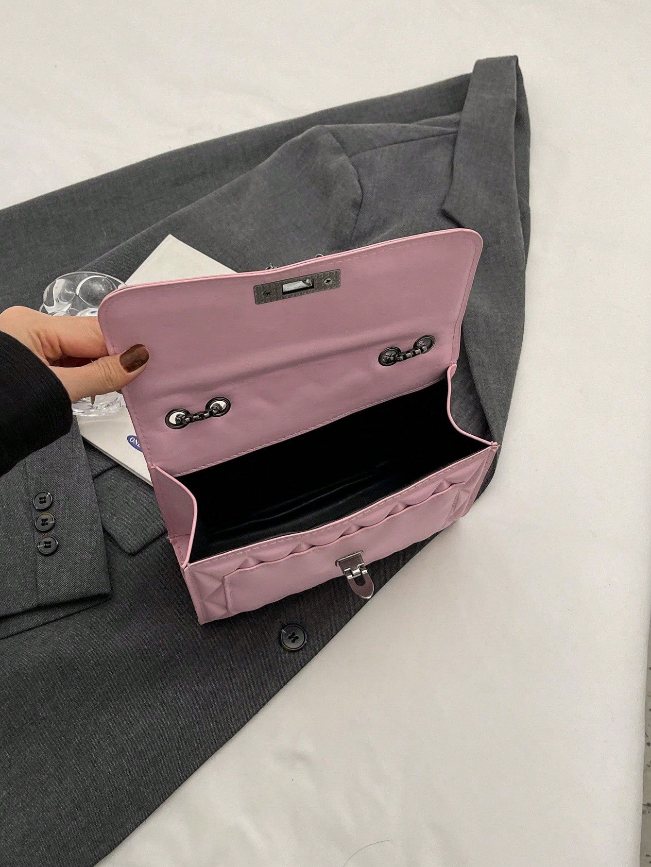 1pc Minimalist Fashion Indentation Diamond Shape Square Bag Lock Closure Flap Opening Metal Chain Shoulder Bag Suitable For Women's Daily Casual Use