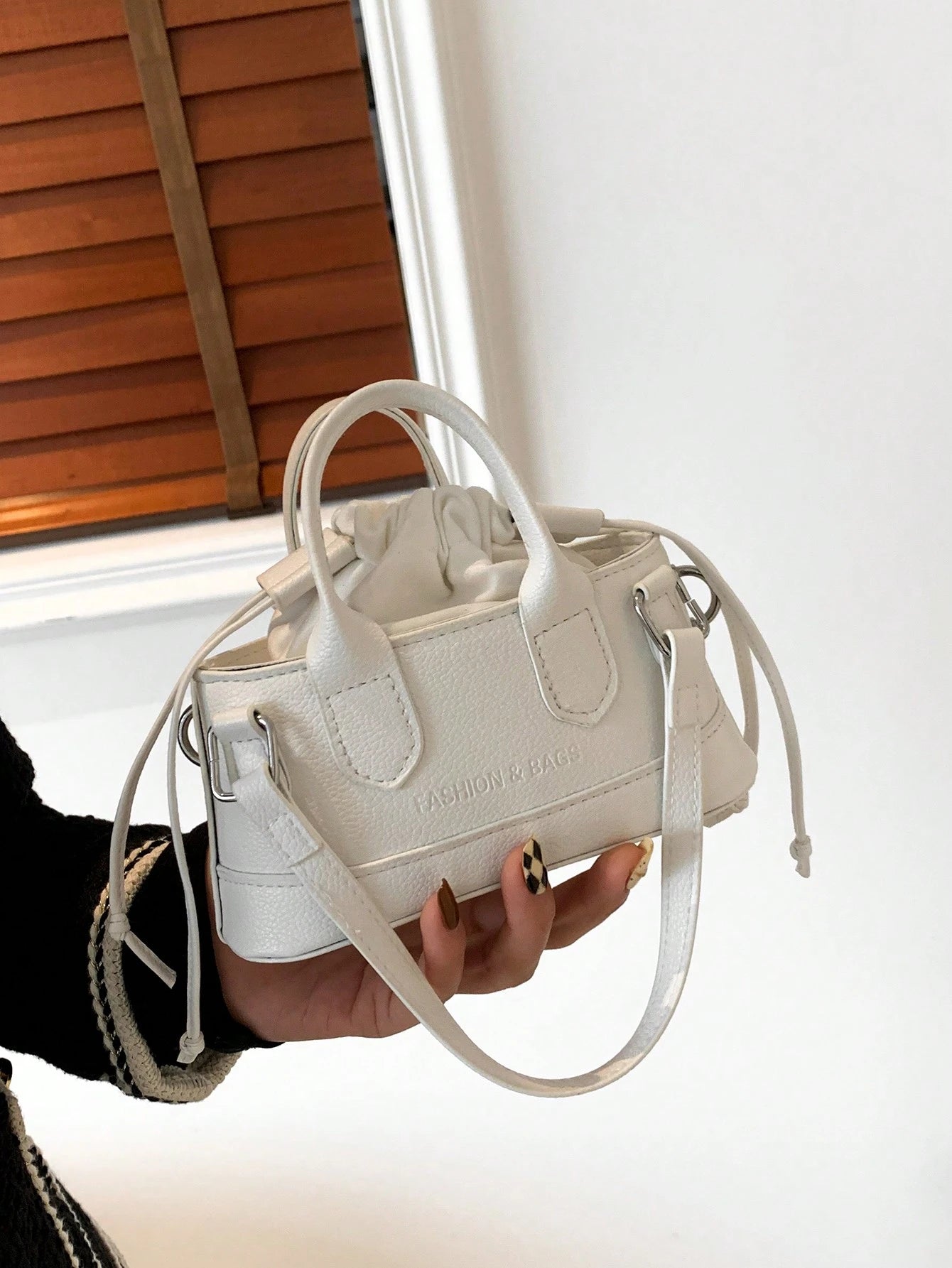 Crocodile Embossed Bucket Bag Mini Drawstring Design Funky