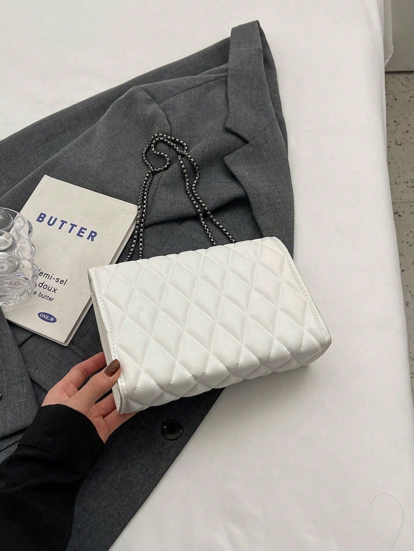 1pc Minimalist Fashion Indentation Diamond Shape Square Bag Lock Closure Flap Opening Metal Chain Shoulder Bag Suitable For Women's Daily Casual Use