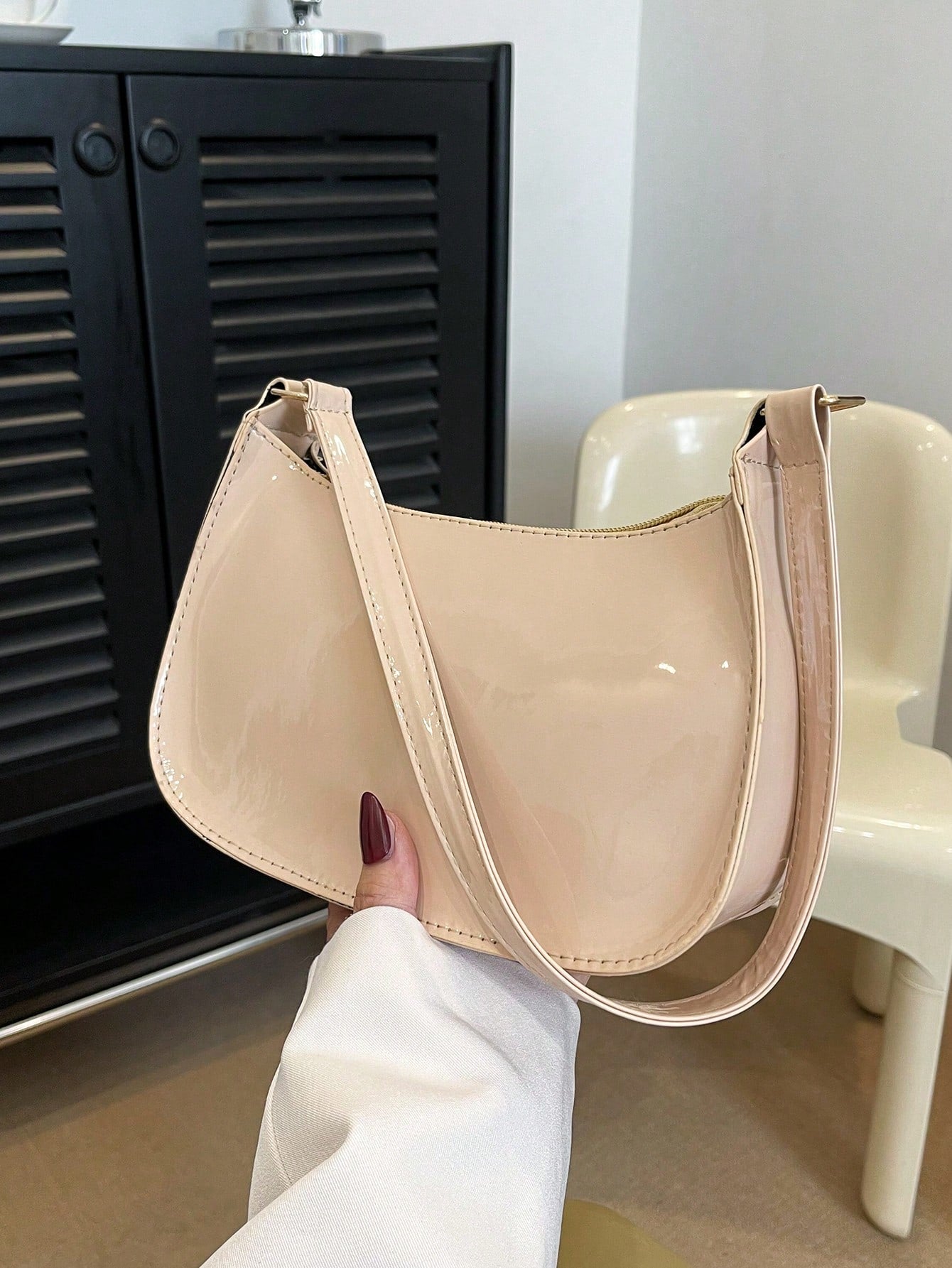 Solid Color Minimalist & Elegant Embossed Shoulder Bag