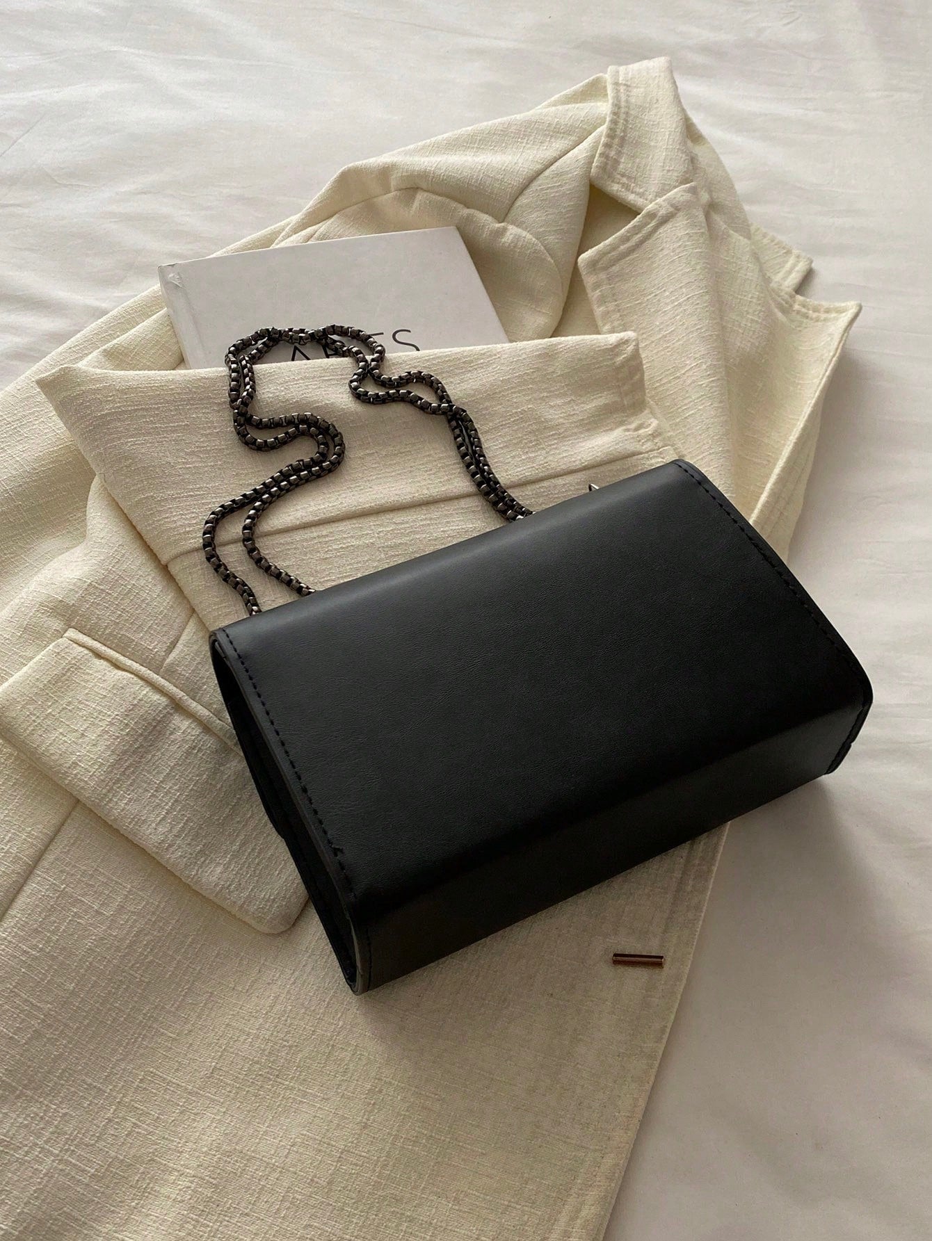 1pc Minimalist Fashion Indentation Diamond Shape Square Bag Lock Closure Flap Opening Metal Chain Shoulder Bag Suitable For Women's Daily Casual Use