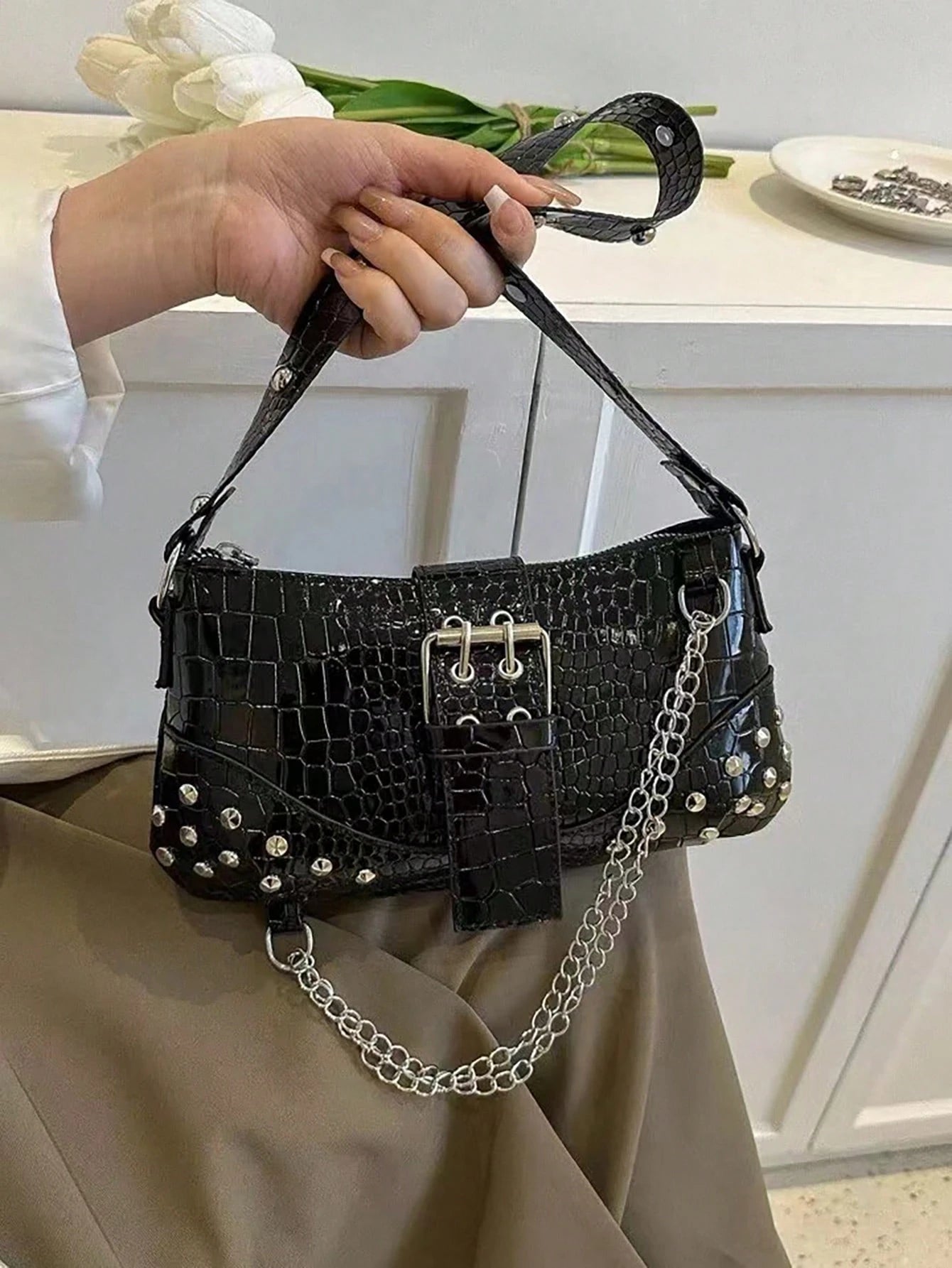 2024New Women's Underarm Bag, European And American Style Vintage Rivet Motorcycle Bag With Pleat Detail Crescent Solid Shoulder And Crossbody Bag For Women
