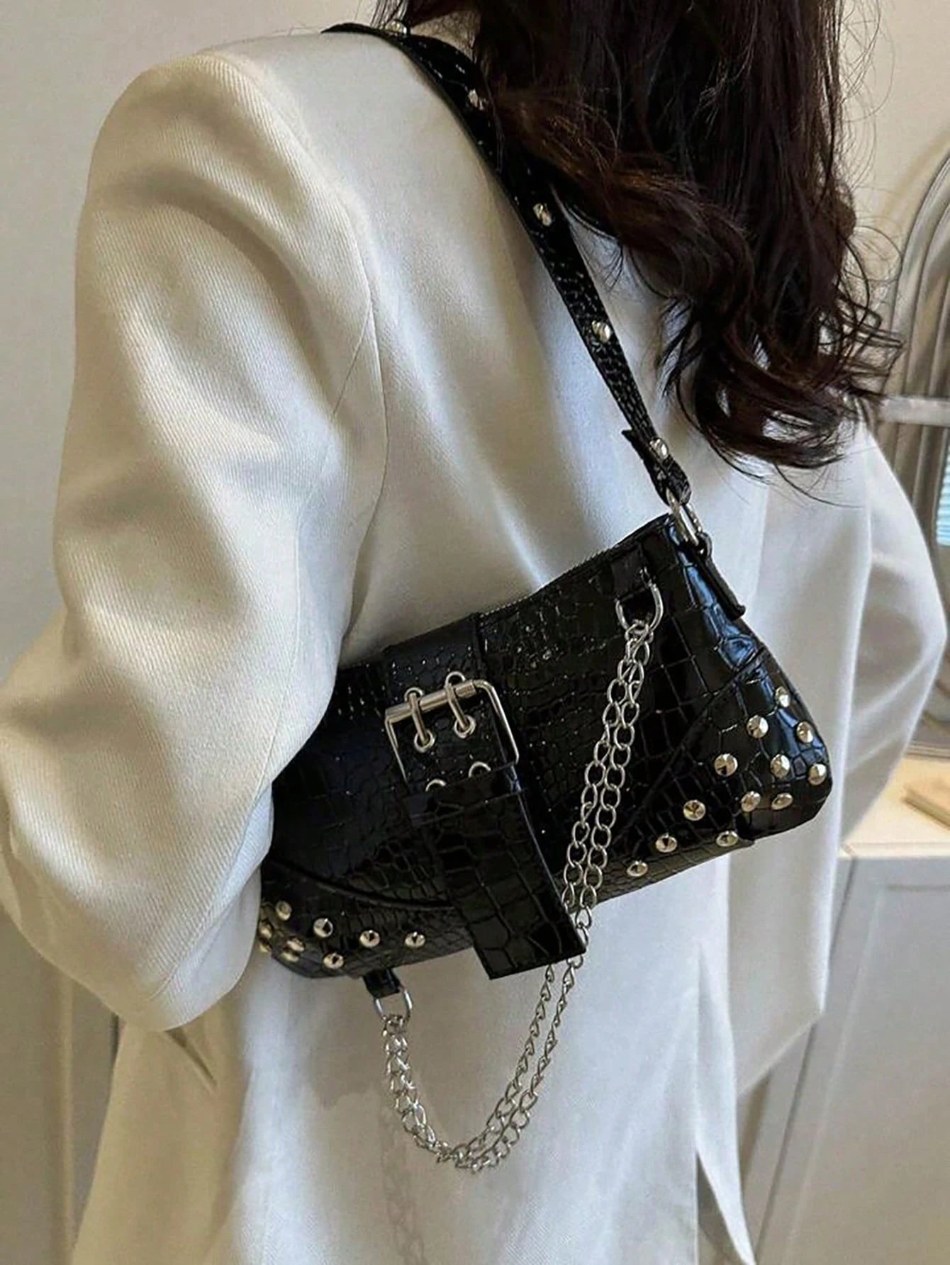 2024New Women's Underarm Bag, European And American Style Vintage Rivet Motorcycle Bag With Pleat Detail Crescent Solid Shoulder And Crossbody Bag For Women