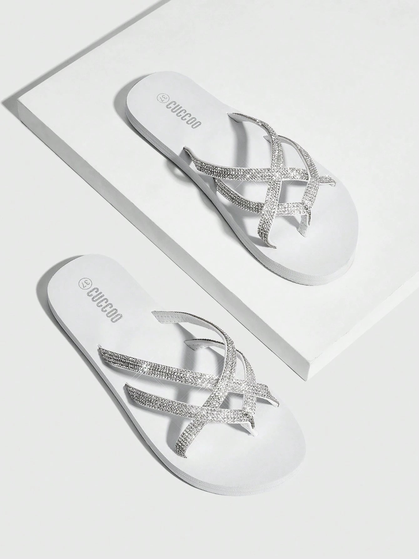 Fashionable Black Rhinestone Decorated Slippers For Women Vacation Shoes Summer Back To School Shoes College Student Shoes Spring Shoes Spring Break Easter For Casual Beach Style