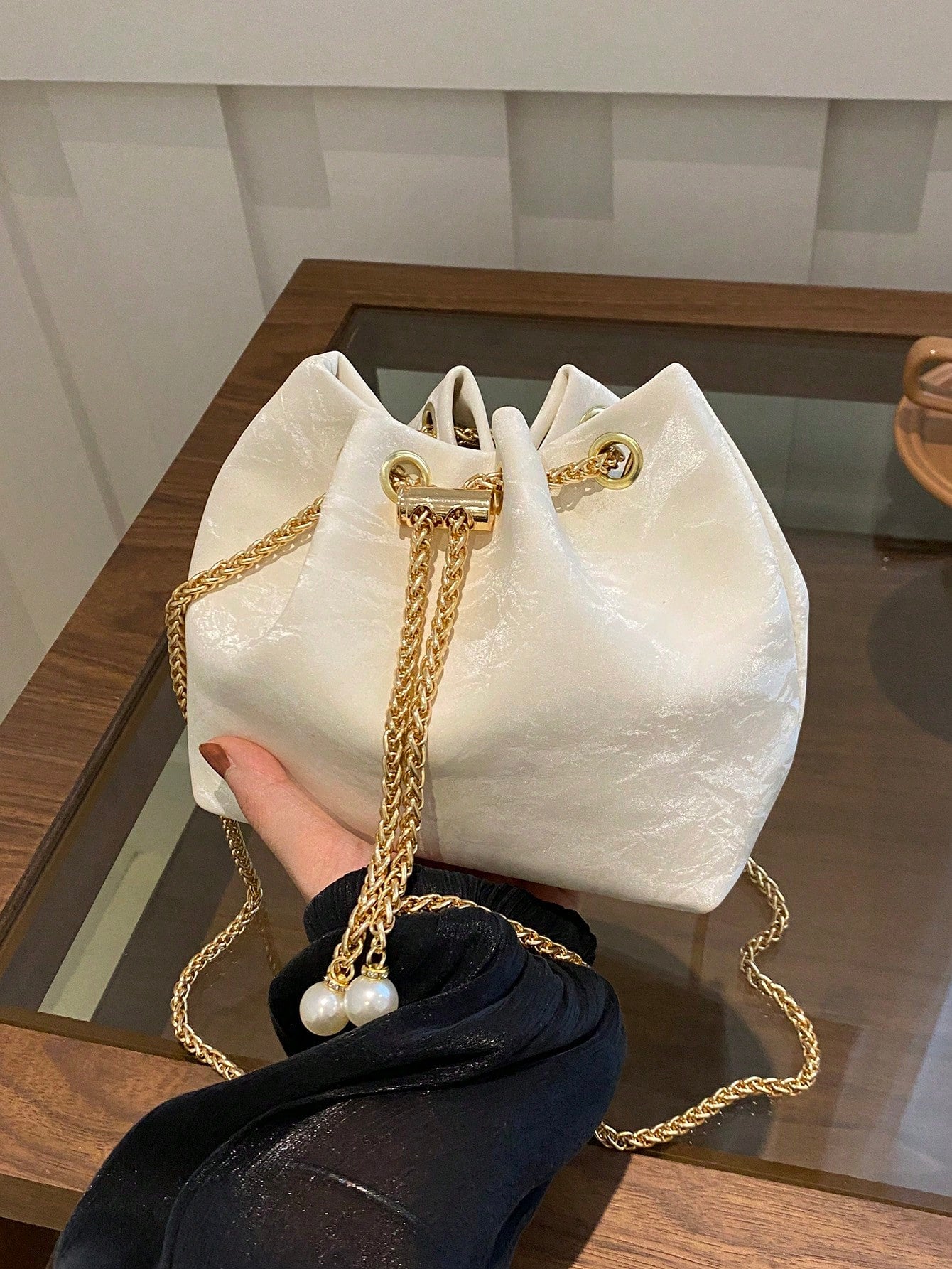 Fashion Solid Color Hollow Out Woven Chain Drawstring Mini Crossbody Bucket Bag