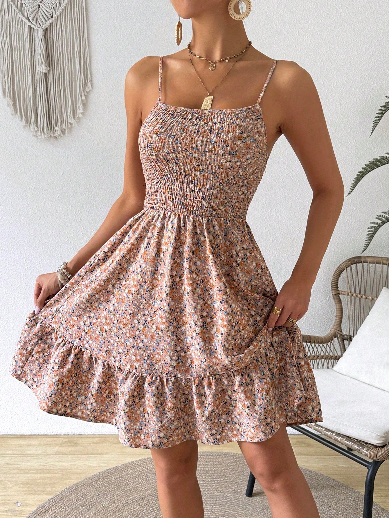 SHEIN VCAY Women's Summer Holiday Ditsy Floral Shirred Cami Casual Dress With Ruffle Hem