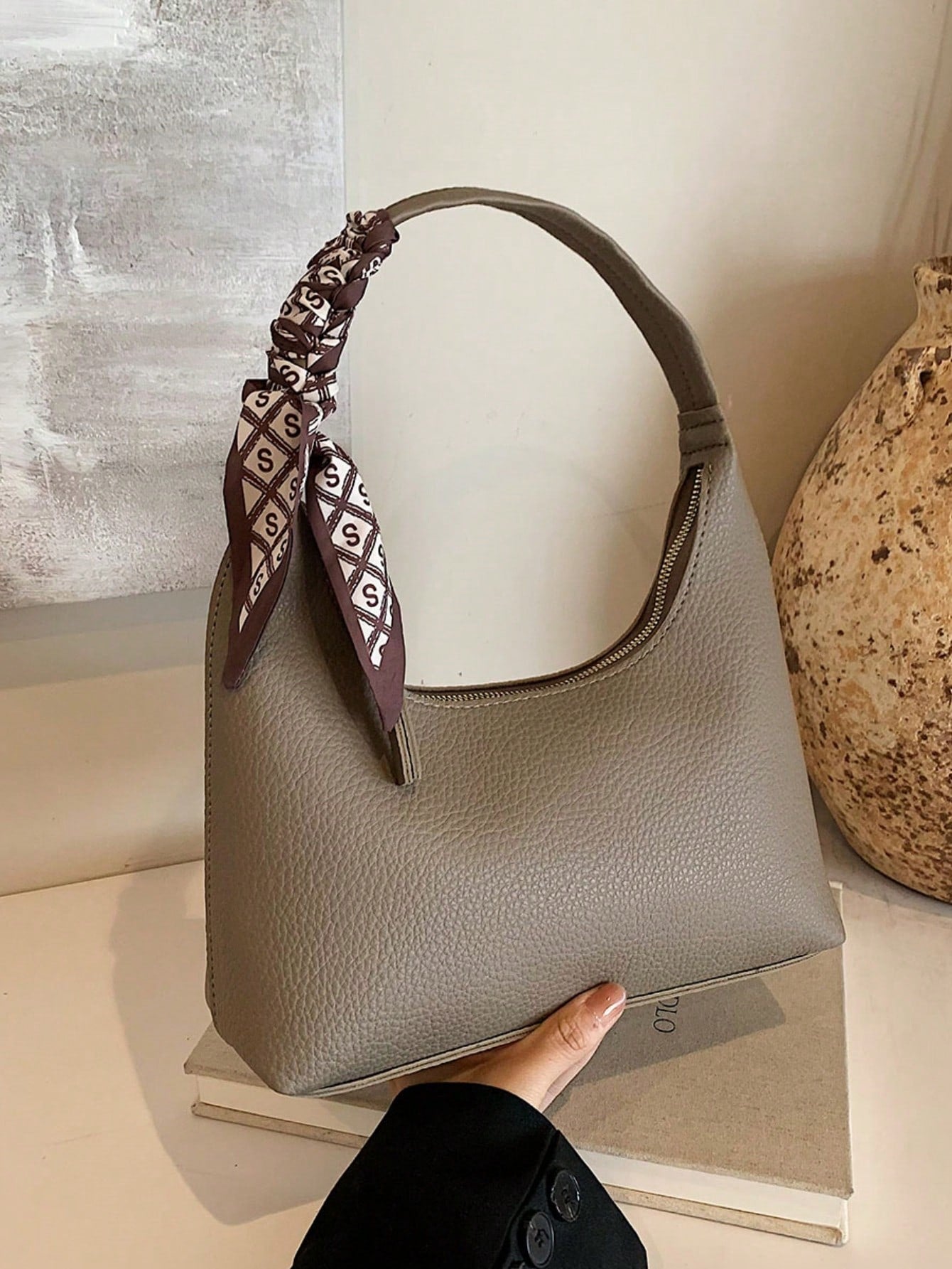 Minimalist Women's Shoulder Bag With Scarf