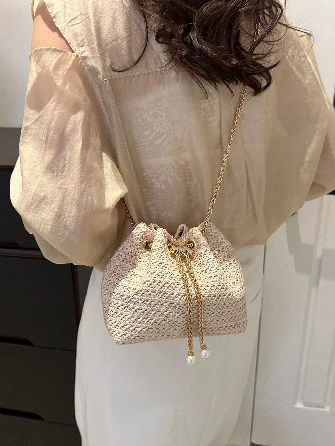 Fashion Solid Color Hollow Out Woven Chain Drawstring Mini Crossbody Bucket Bag