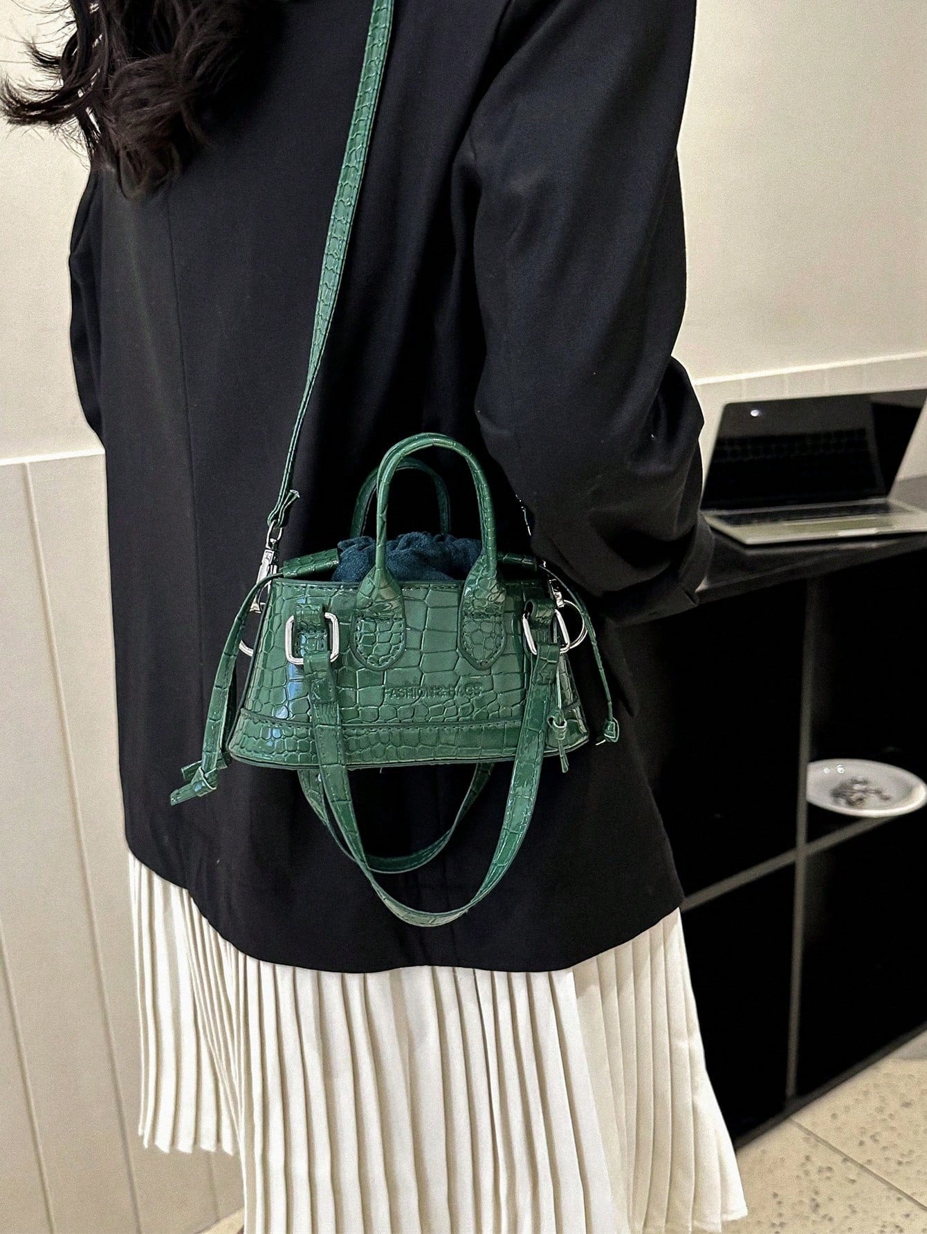 Crocodile Embossed Bucket Bag Mini Drawstring Design Funky