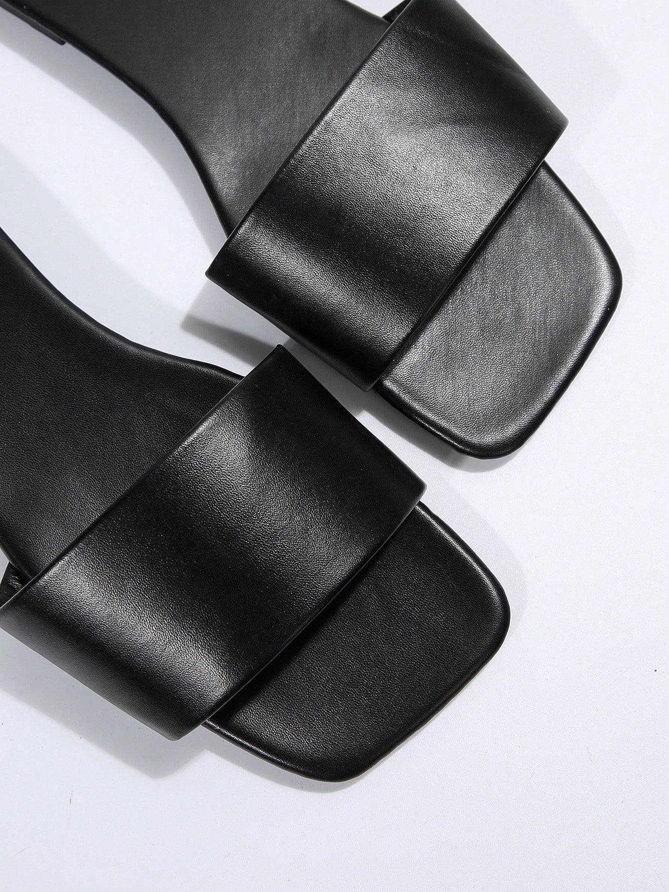 Women's Leather Flat Slide Sandals, Black Lightweight Soft Bottom Low Heel Slip-On Mule Sandals For Summer Casual Wear