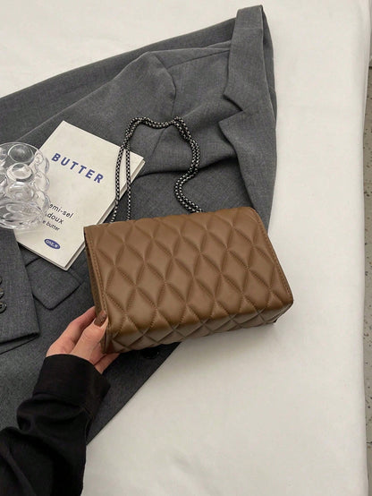 1pc Minimalist Fashion Indentation Diamond Shape Square Bag Lock Closure Flap Opening Metal Chain Shoulder Bag Suitable For Women's Daily Casual Use