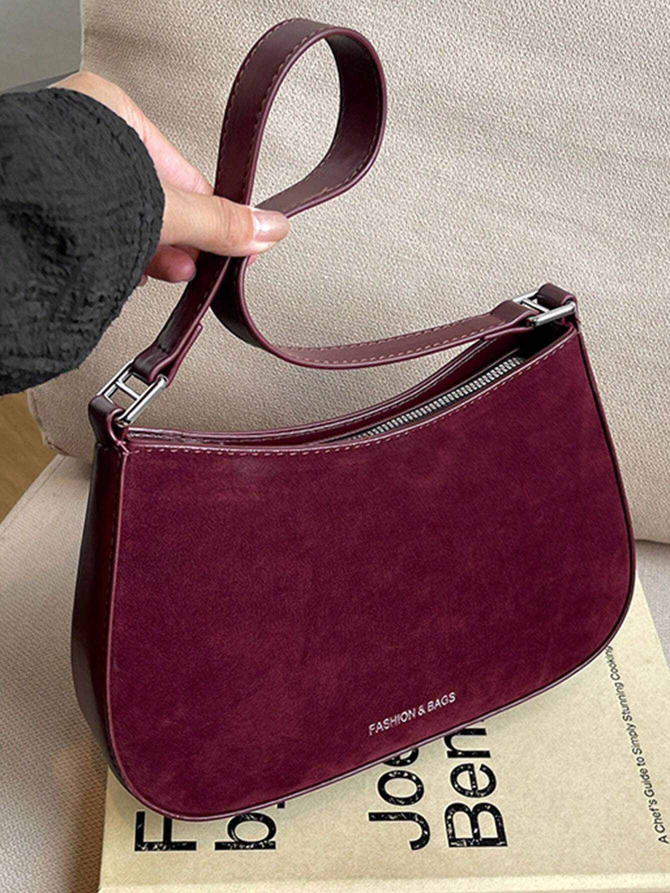 1pc Solid Color PU Leather Shoulder Bag For Women, Versatile Crossbody Bag For Commuting, Adjustable Shoulder Strap