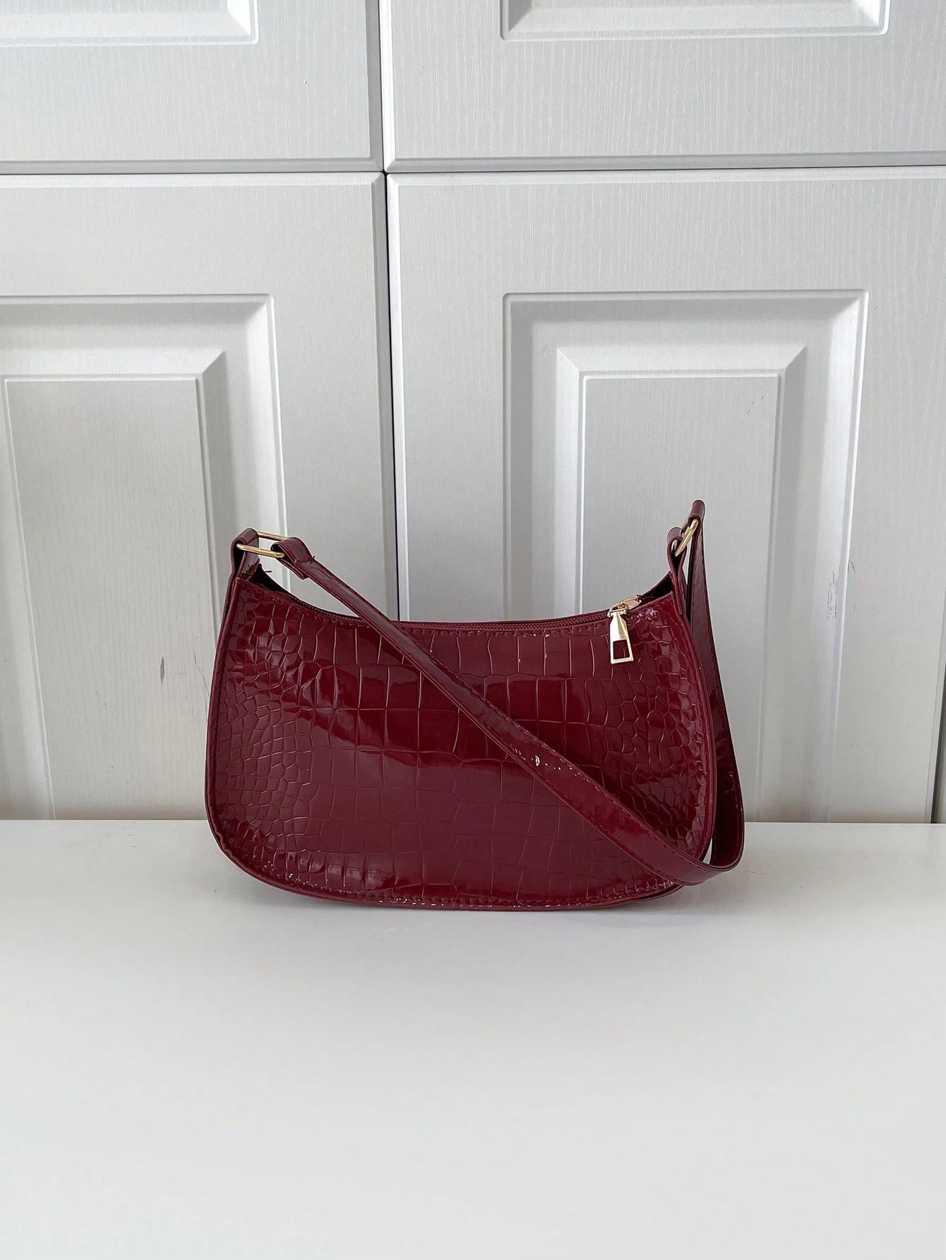 Solid Color Minimalist & Elegant Embossed Shoulder Bag