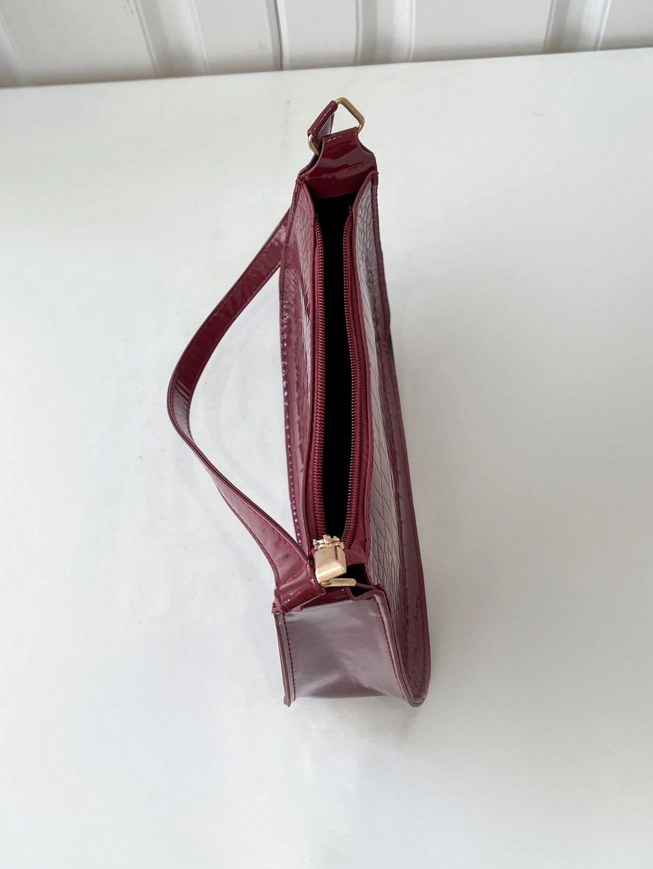 Solid Color Minimalist & Elegant Embossed Shoulder Bag