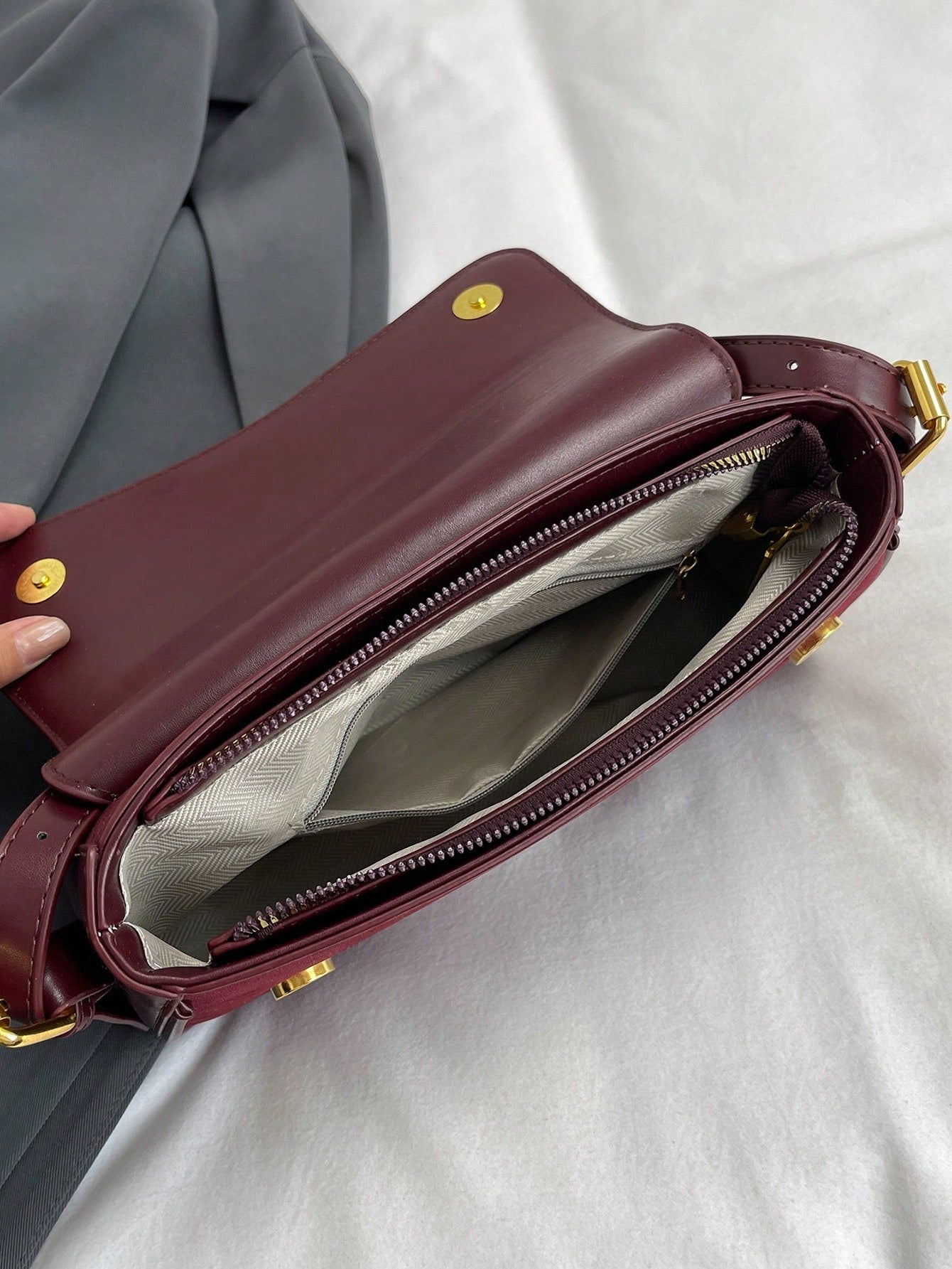 1pc Women Solid Color Matte Leather Backpack/Shoulder/Crossbody Saddlebag