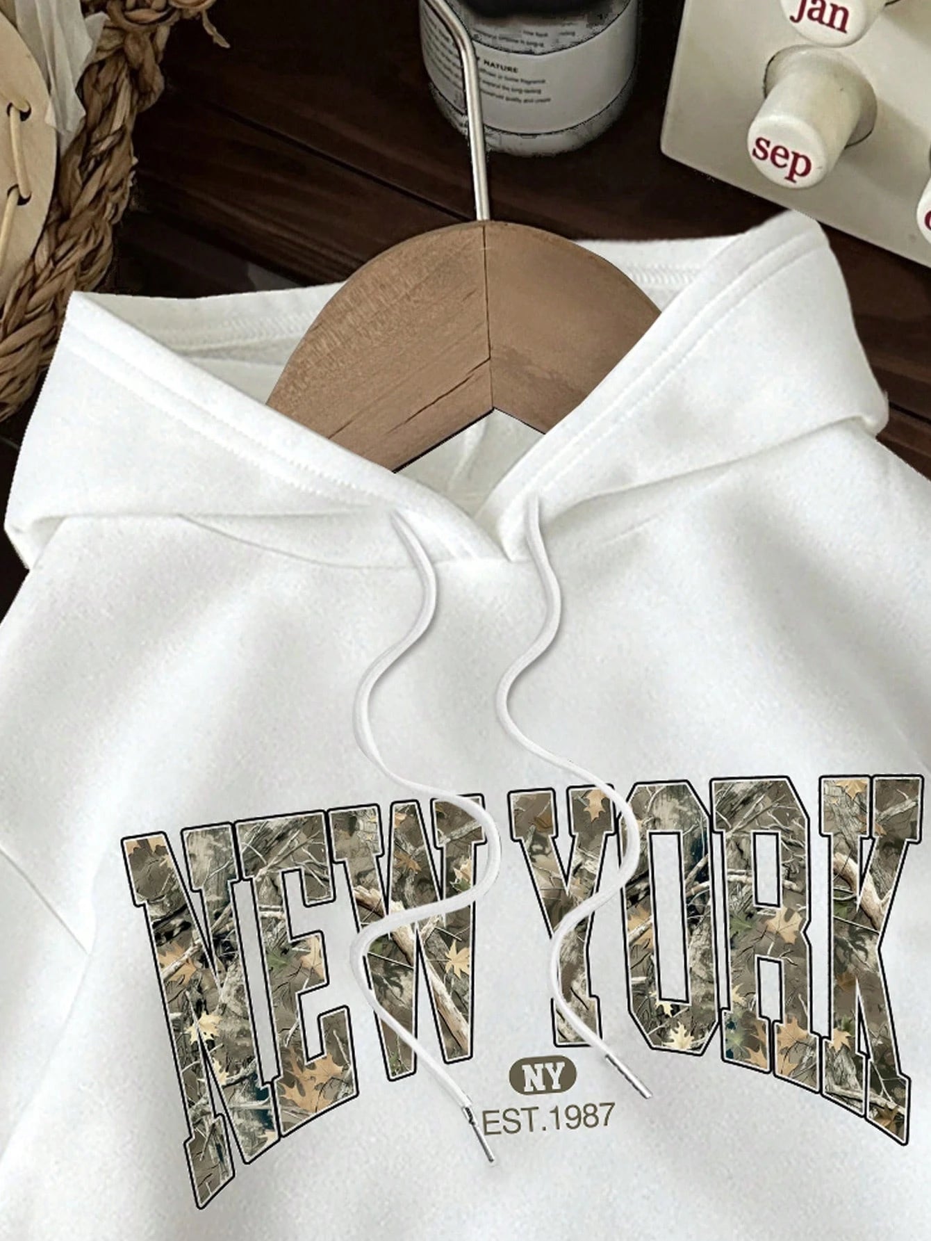 SHEIN EZwear New York Camo Tree Branch Casual Oversized Women Thick Hoodie Sweatshirt,Long Sleeve Tops Back To School Fall And Winter Clothing Autumn And Winter