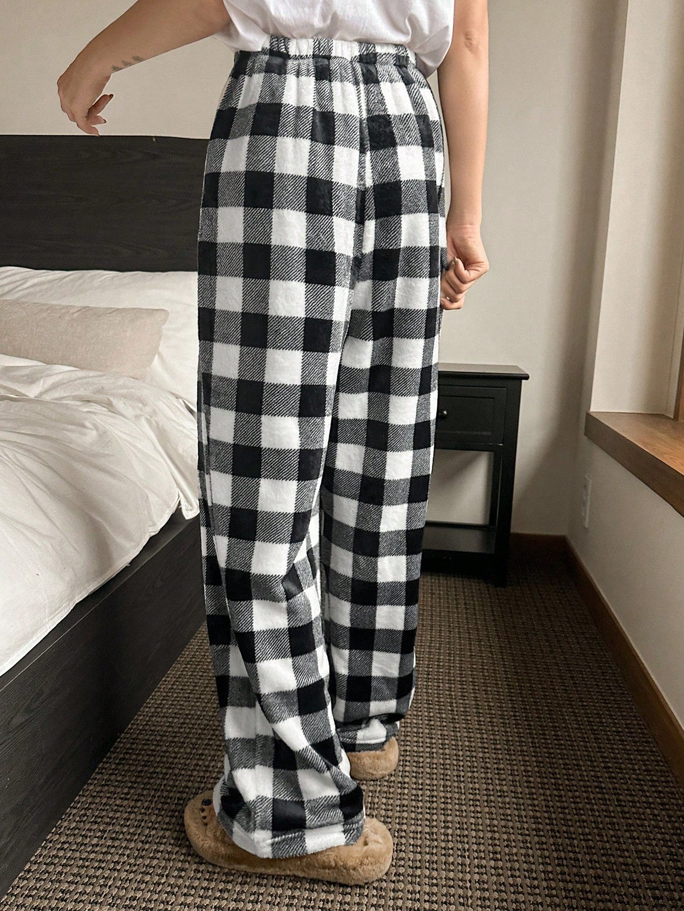 DAZY Plaid Pattern Fleece Straight Leg Loungewear Pants