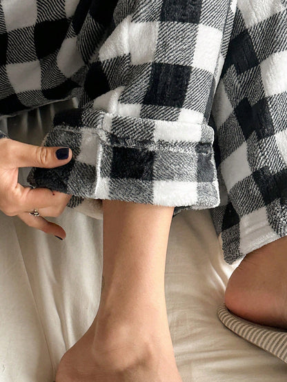 DAZY Plaid Pattern Fleece Straight Leg Loungewear Pants