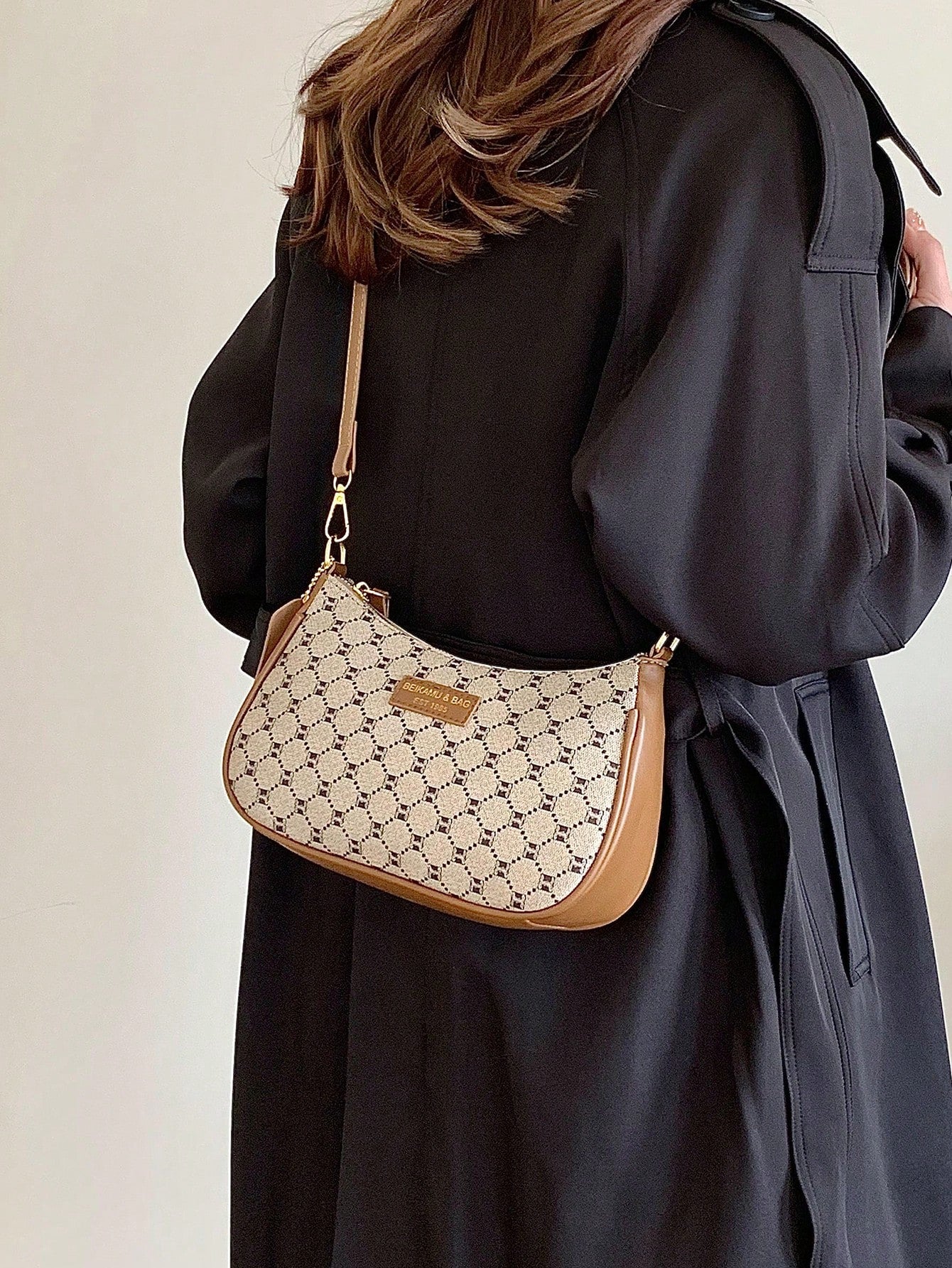 1pc Solid Color PU Leather Shoulder Bag For Women, Versatile Crossbody Bag For Commuting, Adjustable Shoulder Strap