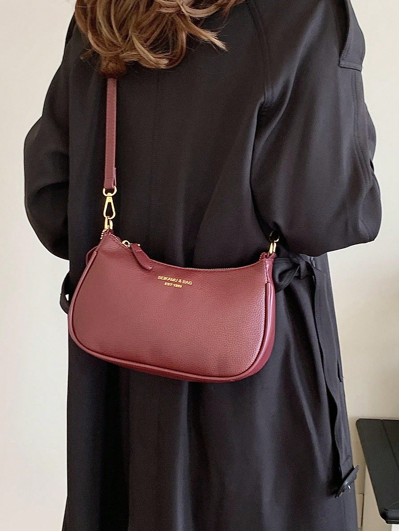 1pc Solid Color PU Leather Shoulder Bag For Women, Versatile Crossbody Bag For Commuting, Adjustable Shoulder Strap