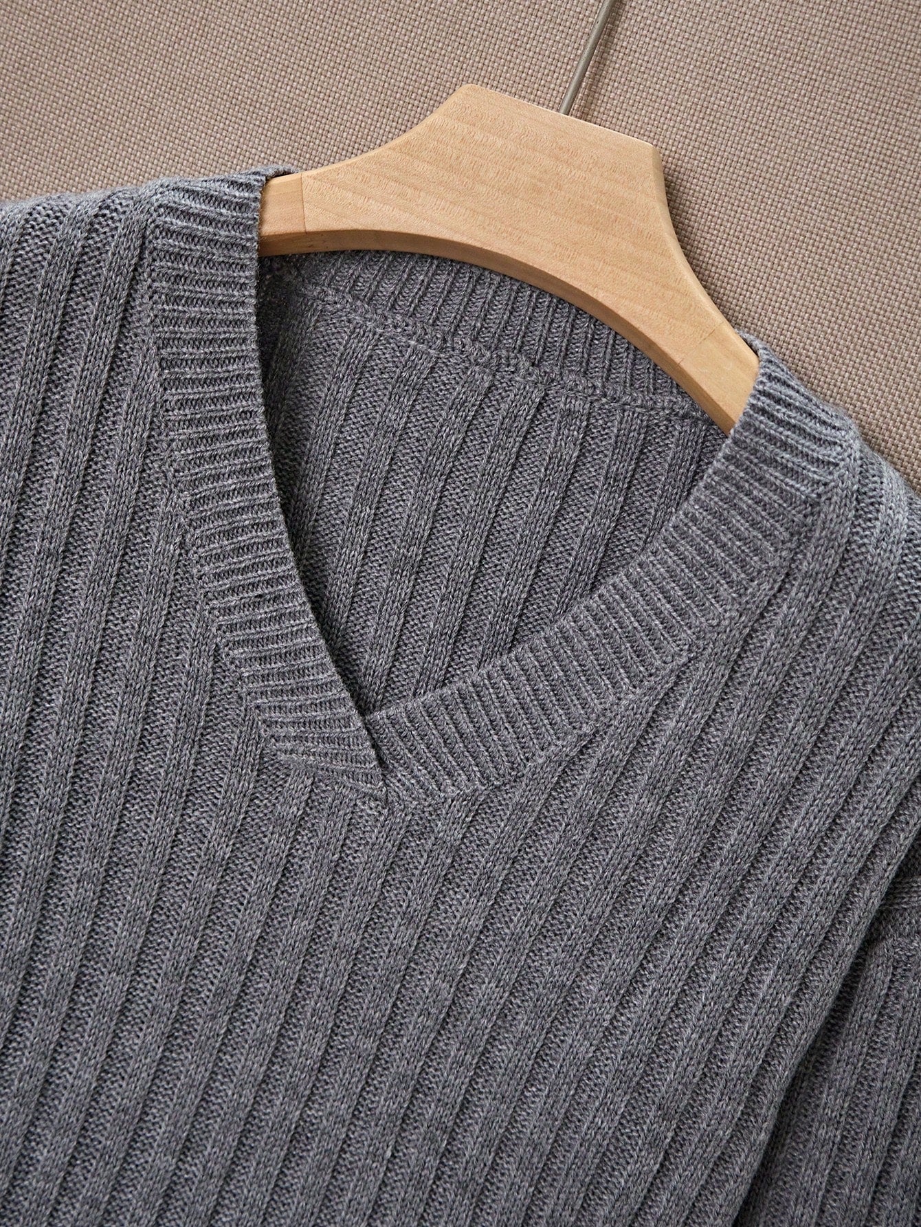 Chiquease V-Neck Cable Knit Sweater,Long Sleeve Tops Knit Pullover Fall Winter Outfit