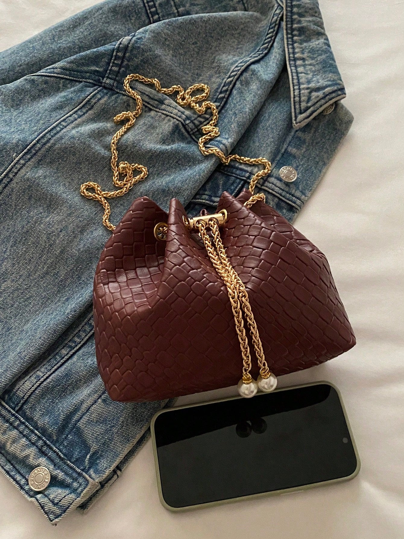 Fashion Solid Color Hollow Out Woven Chain Drawstring Mini Crossbody Bucket Bag