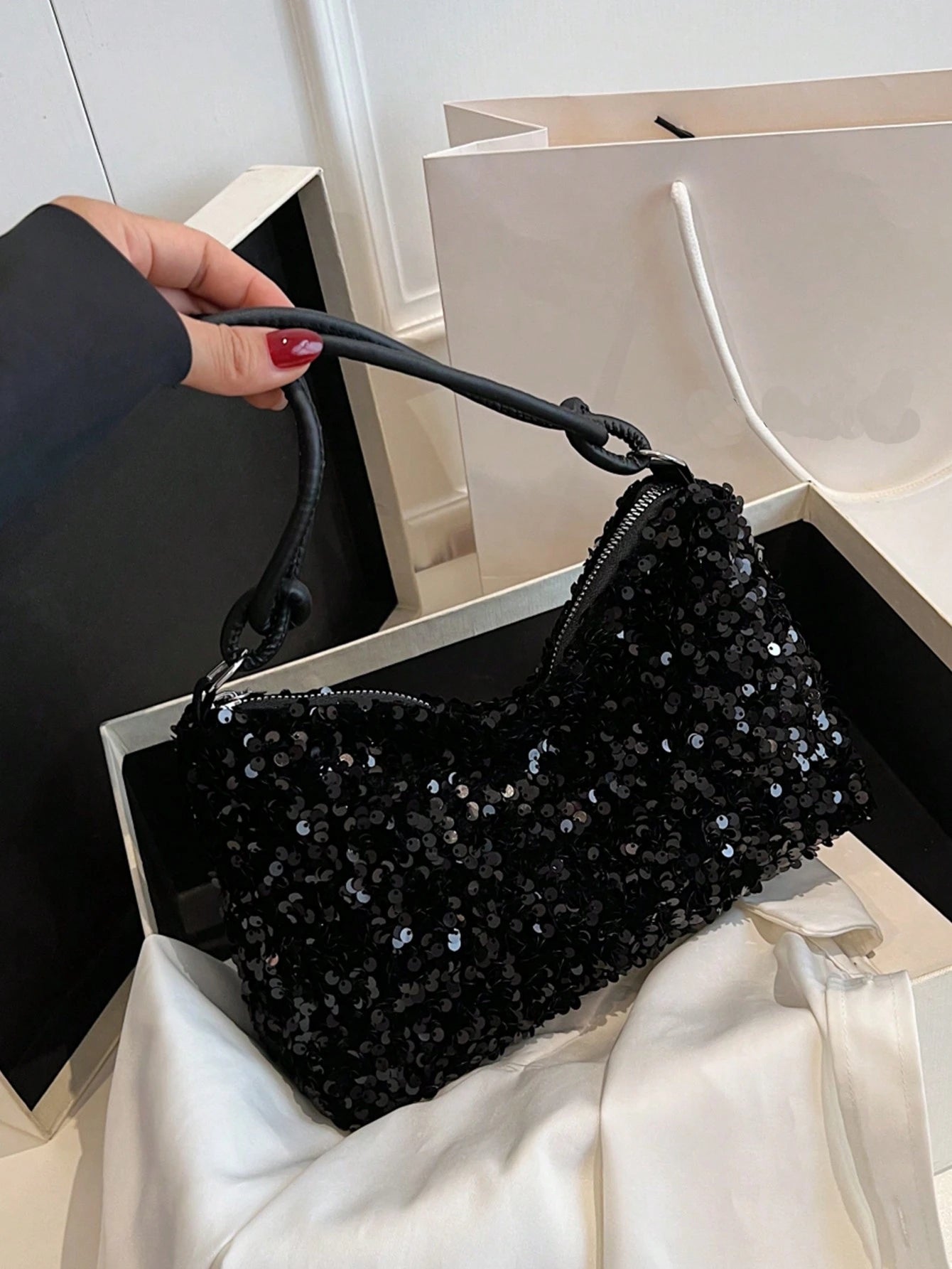 Popular Bag Women's New Fashion Korean Version Handbag All Shoulder Small Square Bag