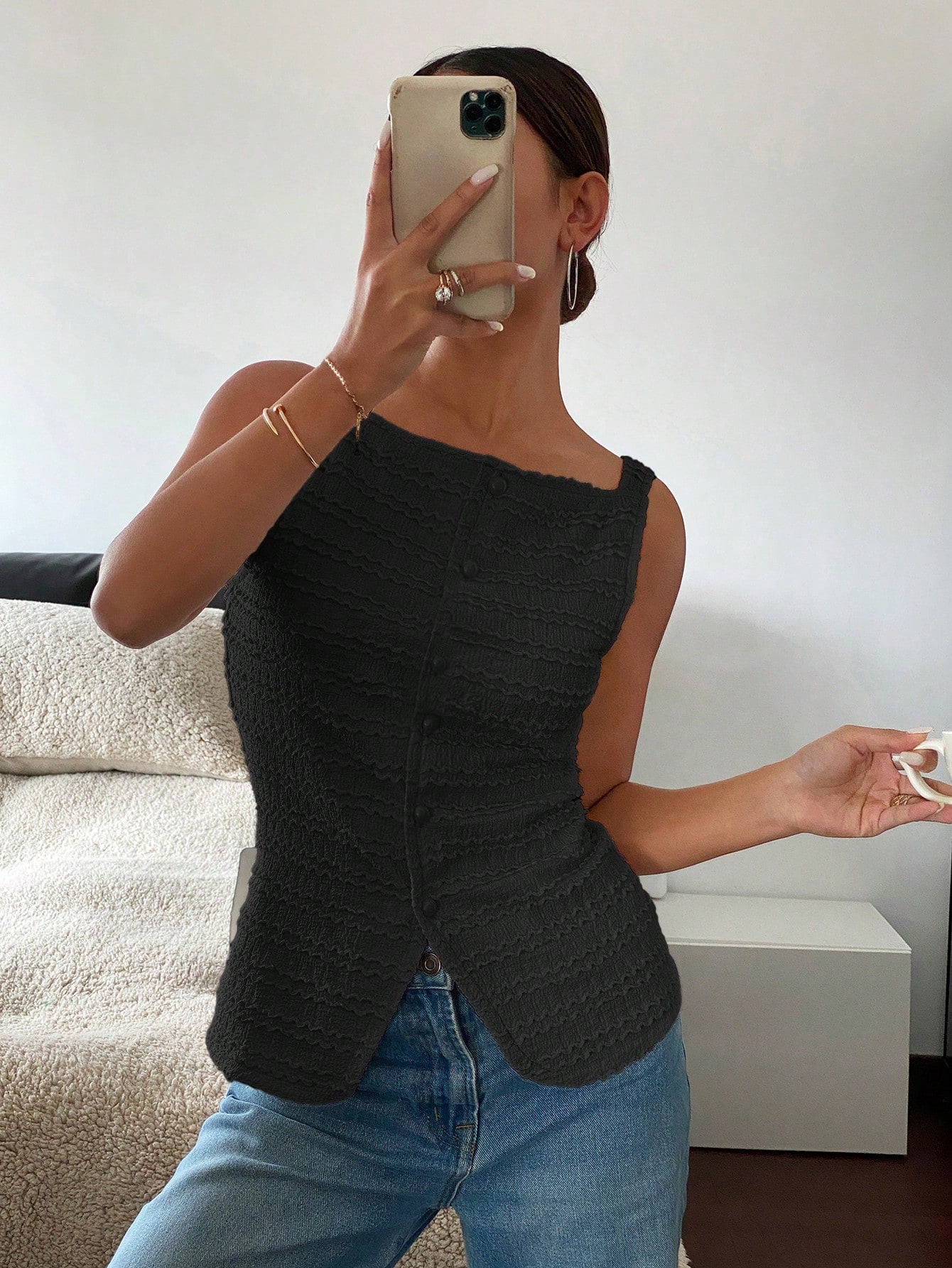 Siren Gaze 1pc Women's Plain Single-Breasted Sleeveless Casual Shirt