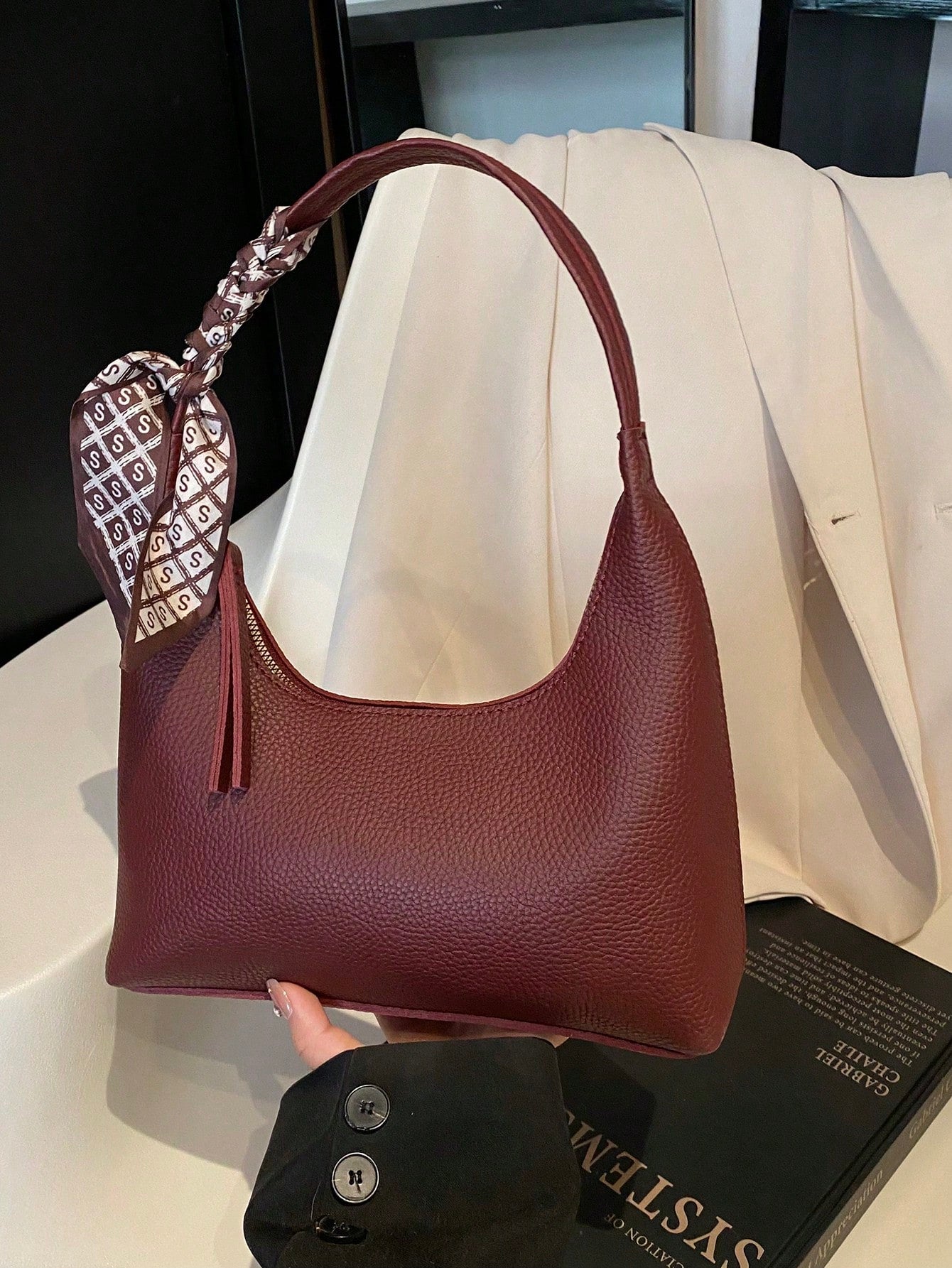 Minimalist Women's Shoulder Bag With Scarf