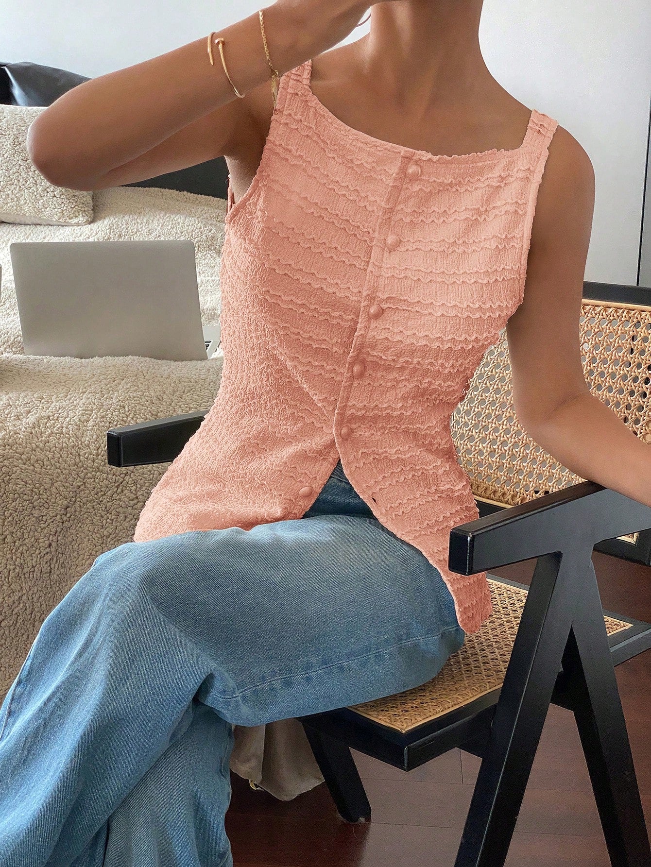 Siren Gaze 1pc Women's Plain Single-Breasted Sleeveless Casual Shirt