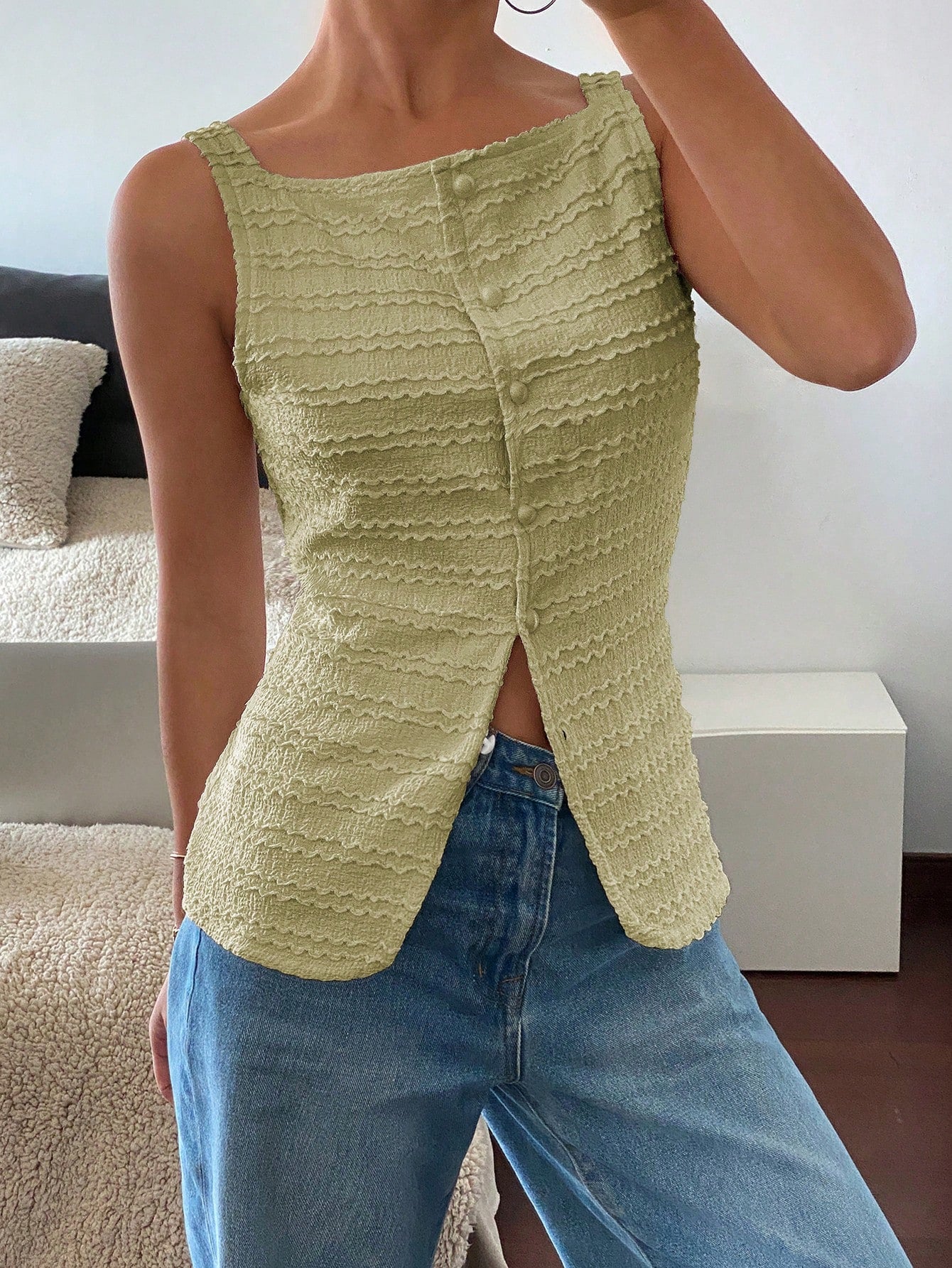 Siren Gaze 1pc Women's Plain Single-Breasted Sleeveless Casual Shirt