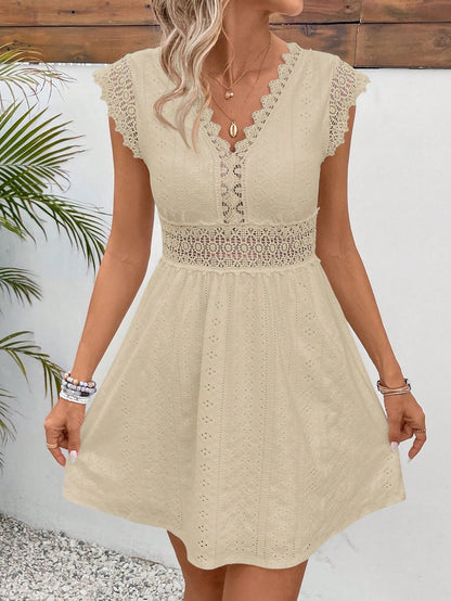 SHEIN Frenchy Women Simple Solid Color Hollow Out Jagged Edge Short Sleeve Casual Dress,Summer Dresses For Women